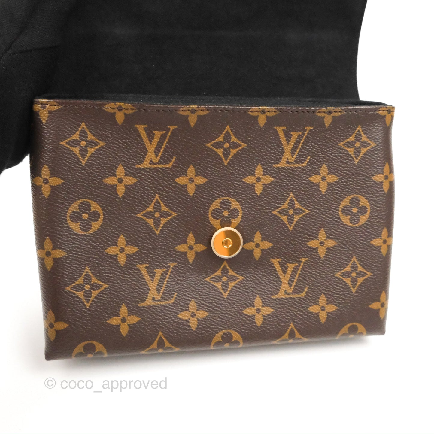 Louis Vuitton Monogram Locky BB Black