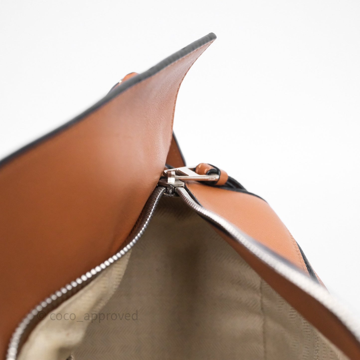 Loewe Medium Puzzle Bag Tan Calfskin Silver Hardware