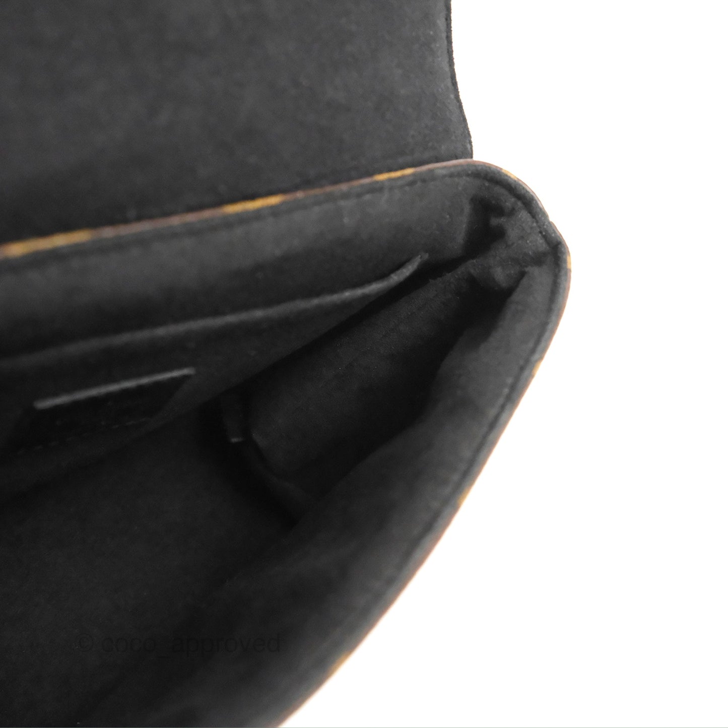 Louis Vuitton Monogram Locky BB Black