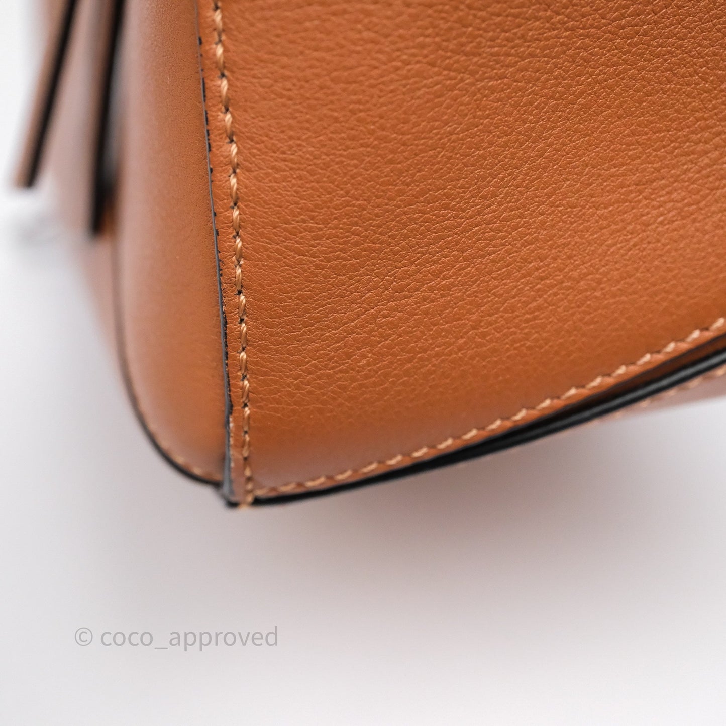 Loewe Medium Puzzle Bag Tan Calfskin Silver Hardware