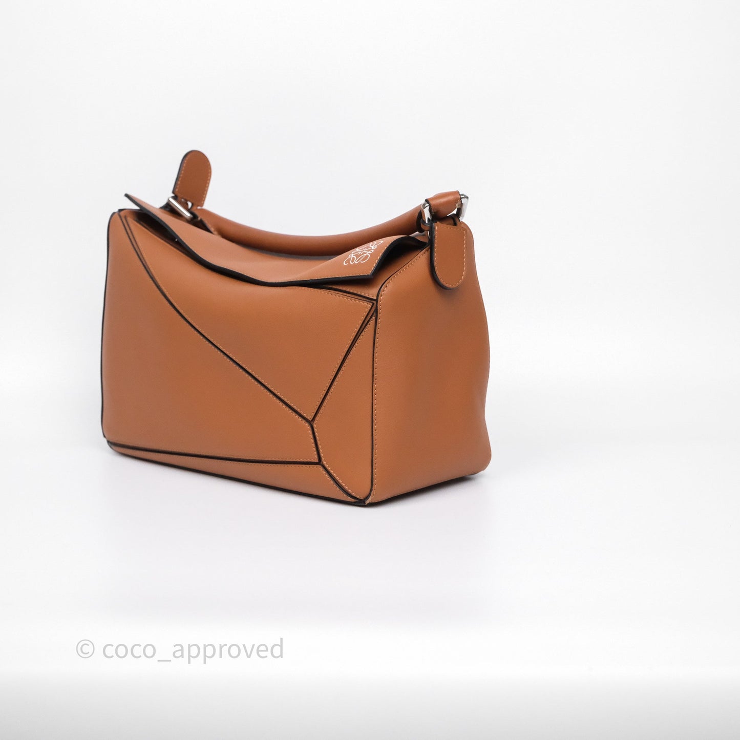 Loewe Medium Puzzle Bag Tan Calfskin Silver Hardware