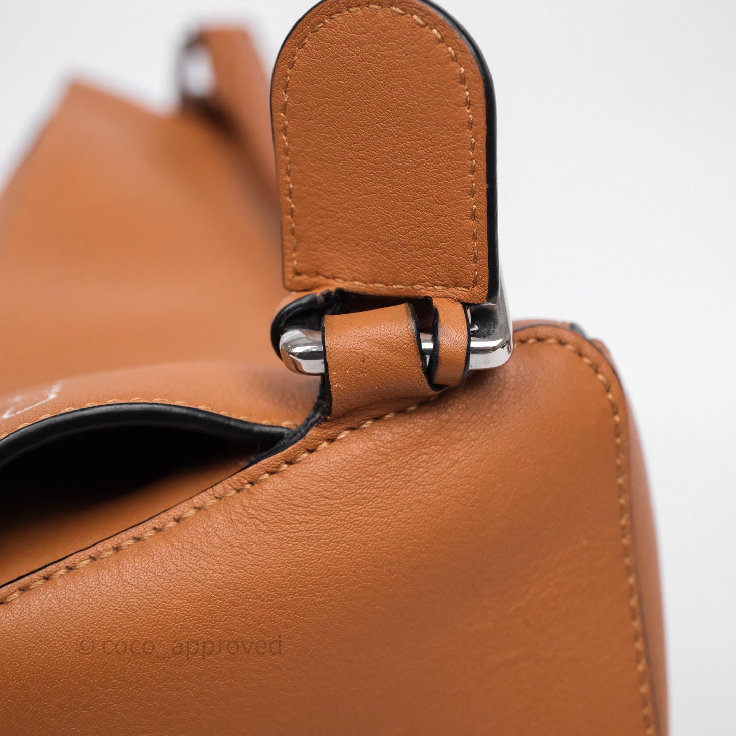 Loewe Medium Puzzle Bag Tan Calfskin Silver Hardware