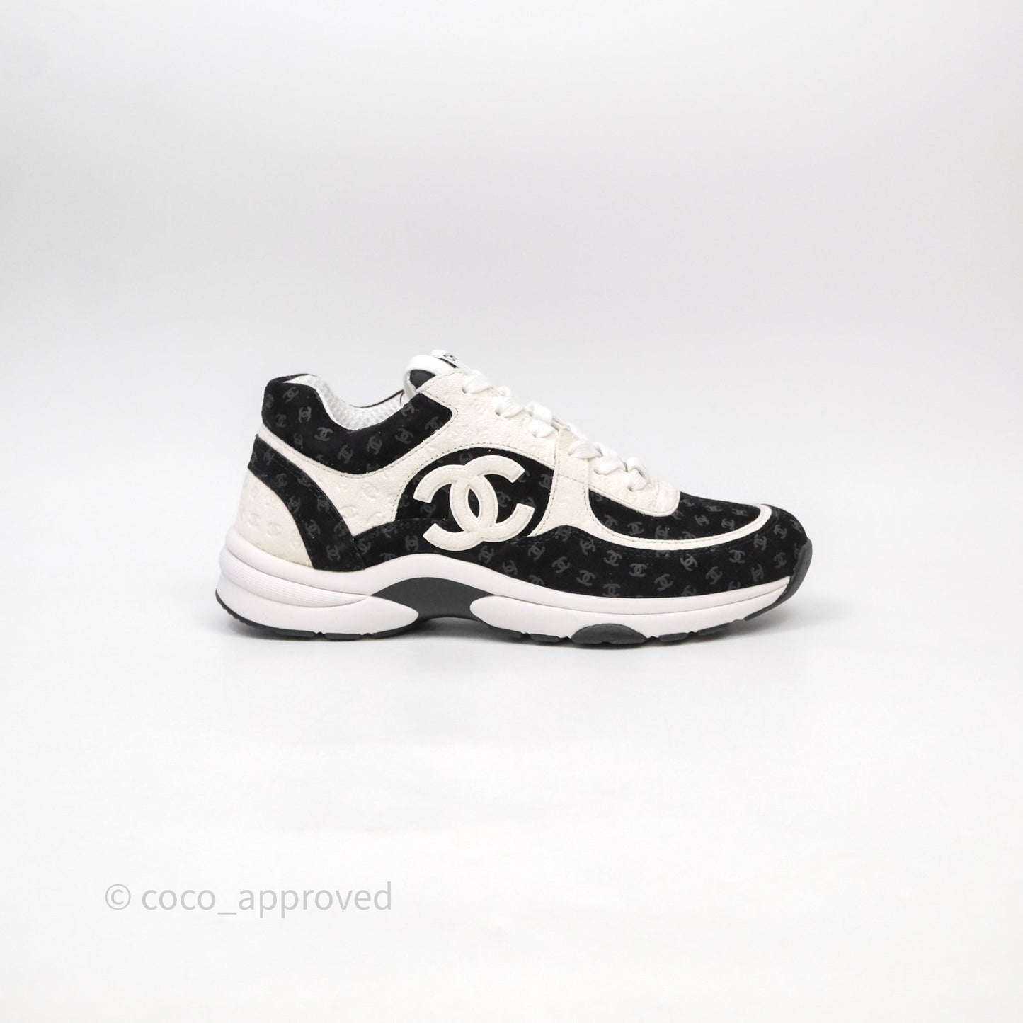 Chanel CC Sneakers Black/White Size 37.5