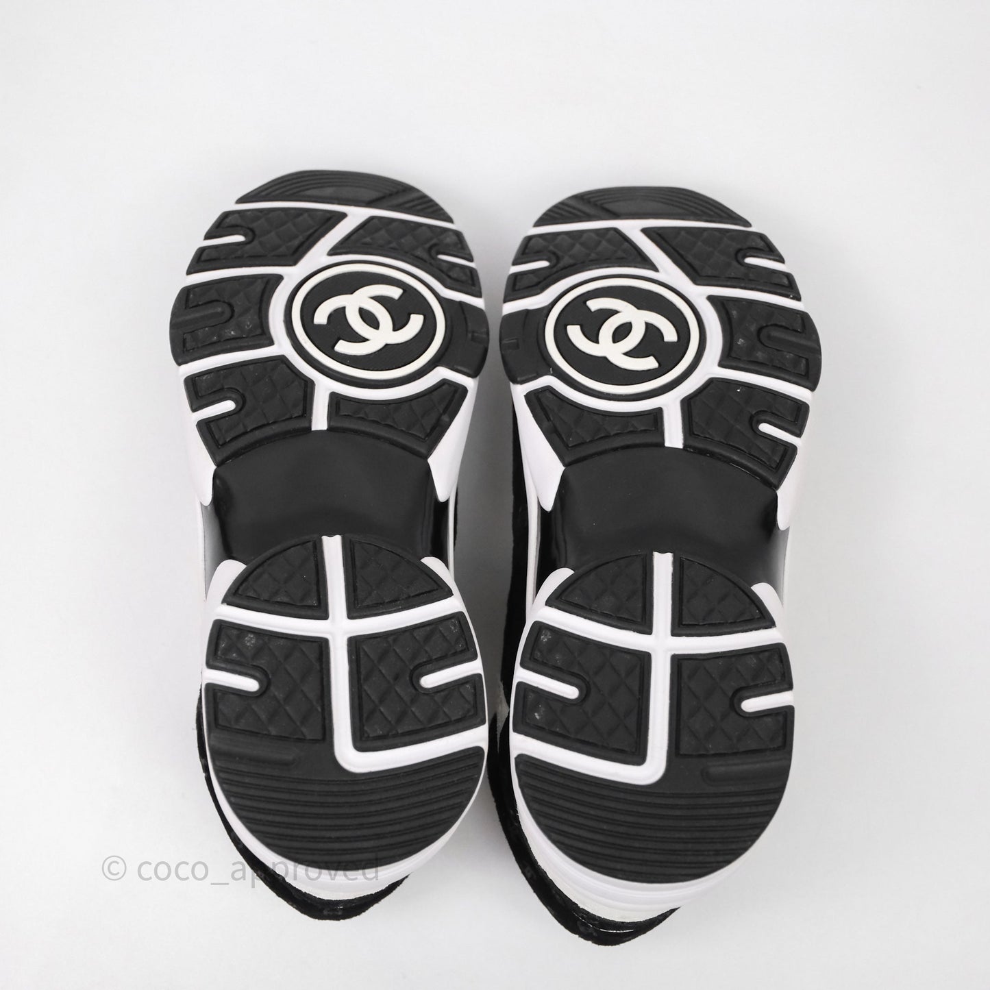 Chanel CC Sneakers Black/White Size 37.5
