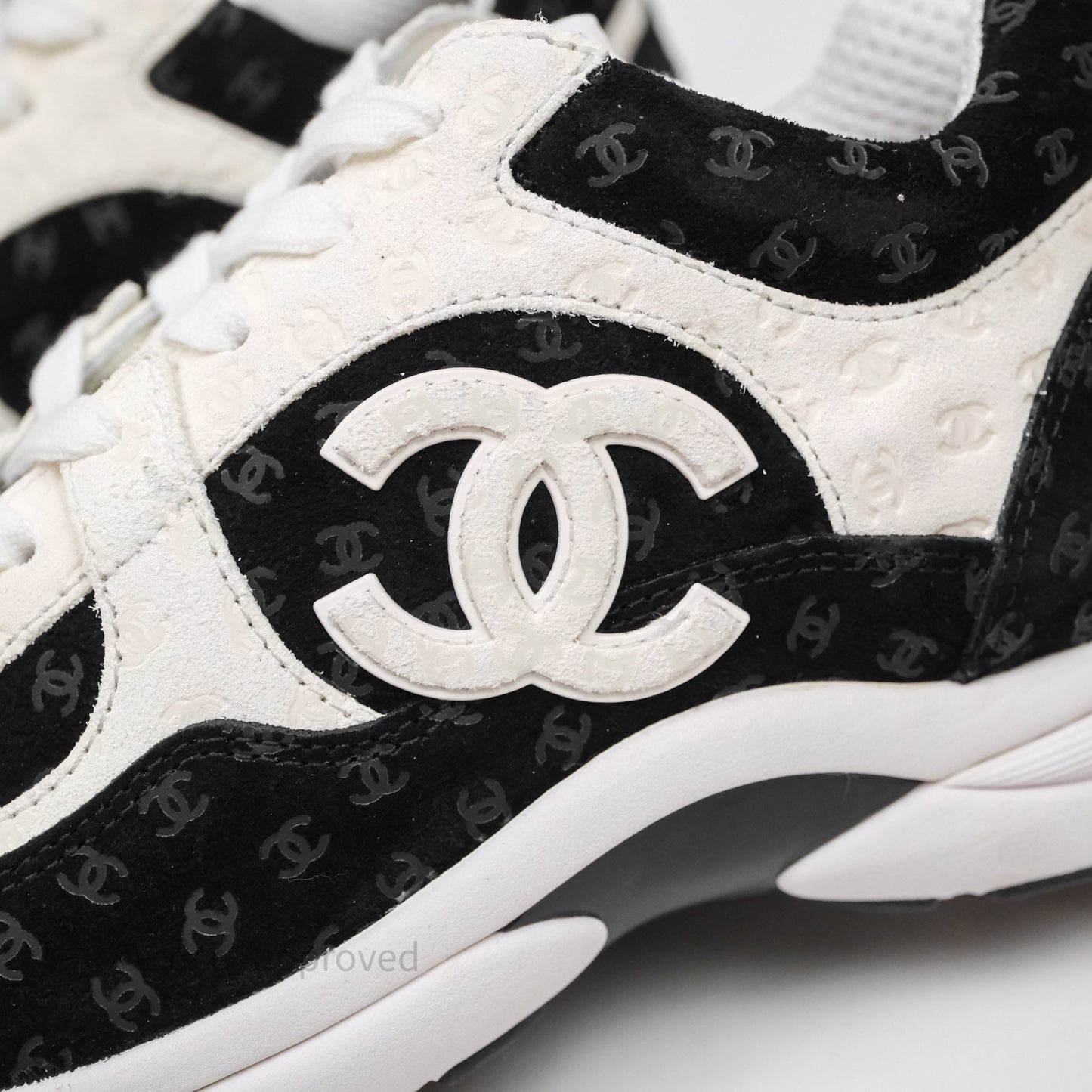 Chanel CC Sneakers Black/White Size 37.5
