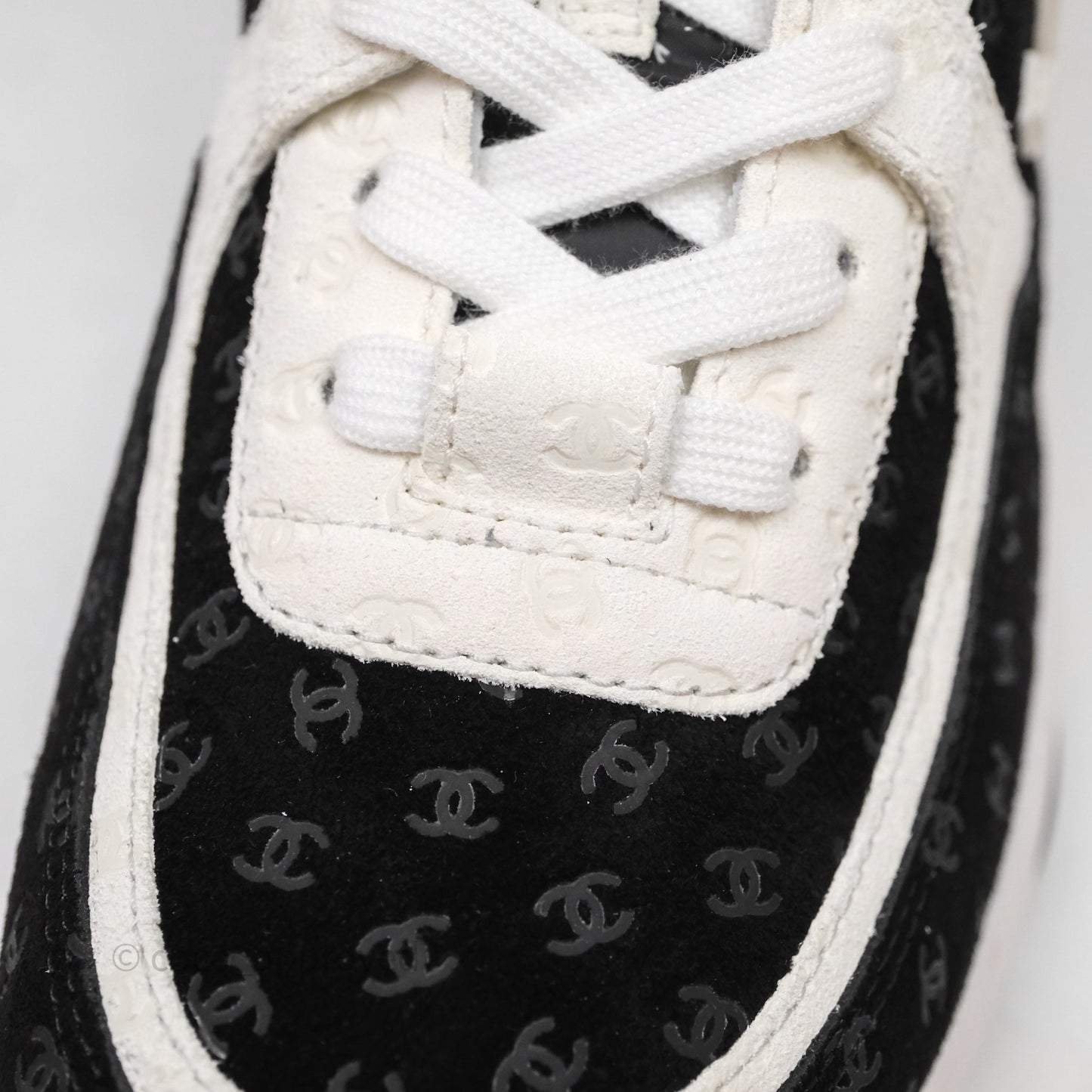 Chanel CC Sneakers Black/White Size 37.5