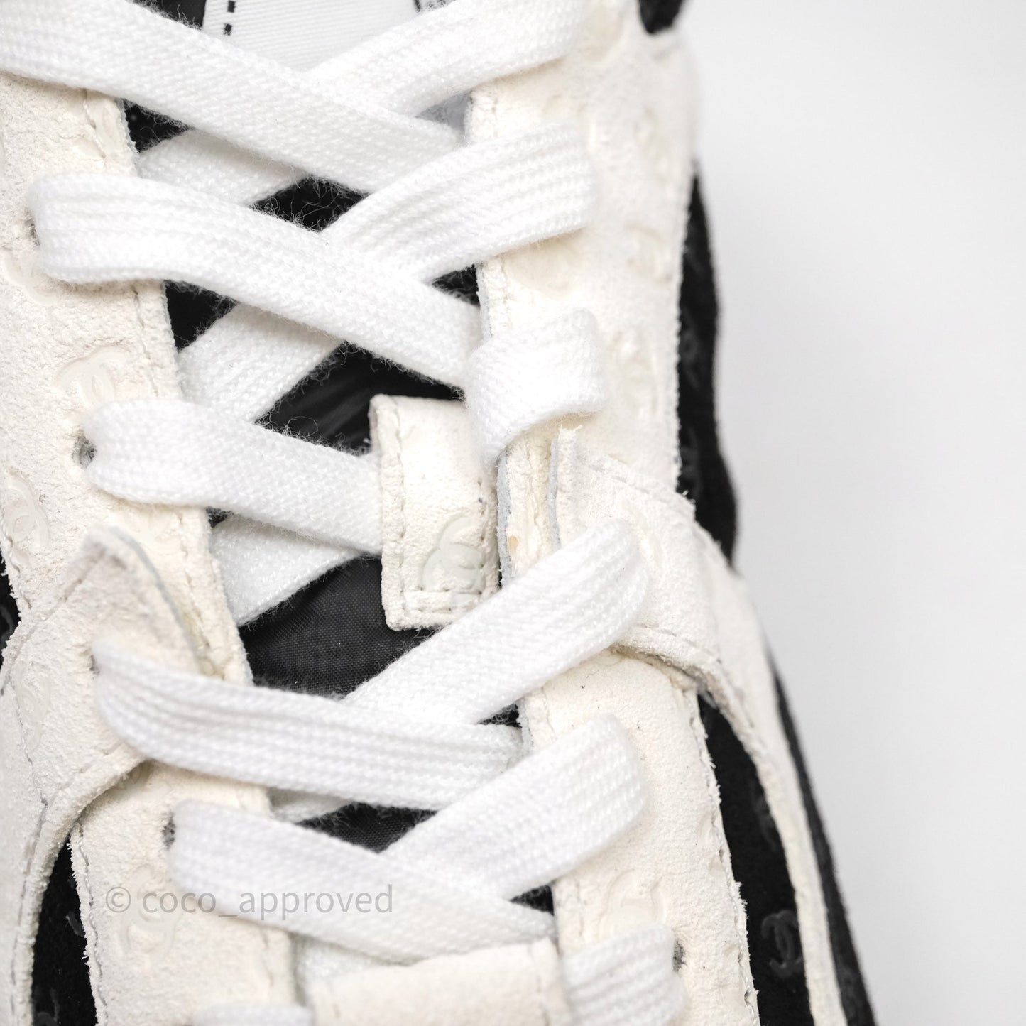 Chanel CC Sneakers Black/White Size 37.5