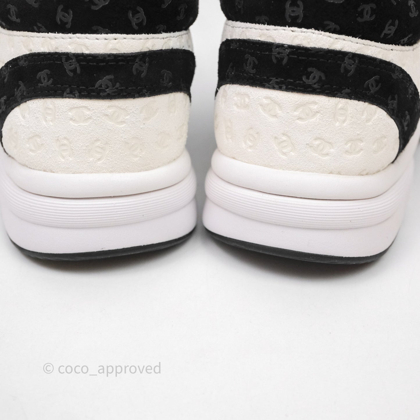 Chanel CC Sneakers Black/White Size 37.5
