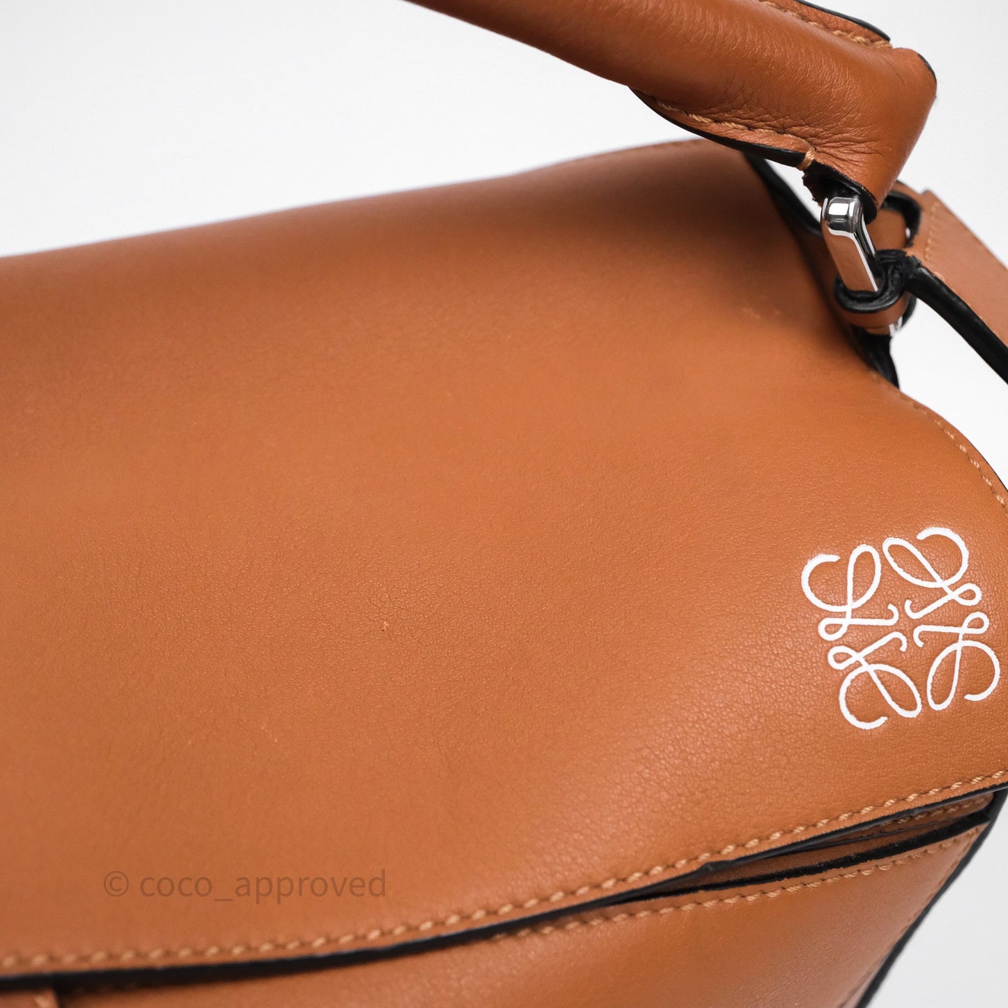 Loewe Medium Puzzle Bag Tan Calfskin Silver Hardware
