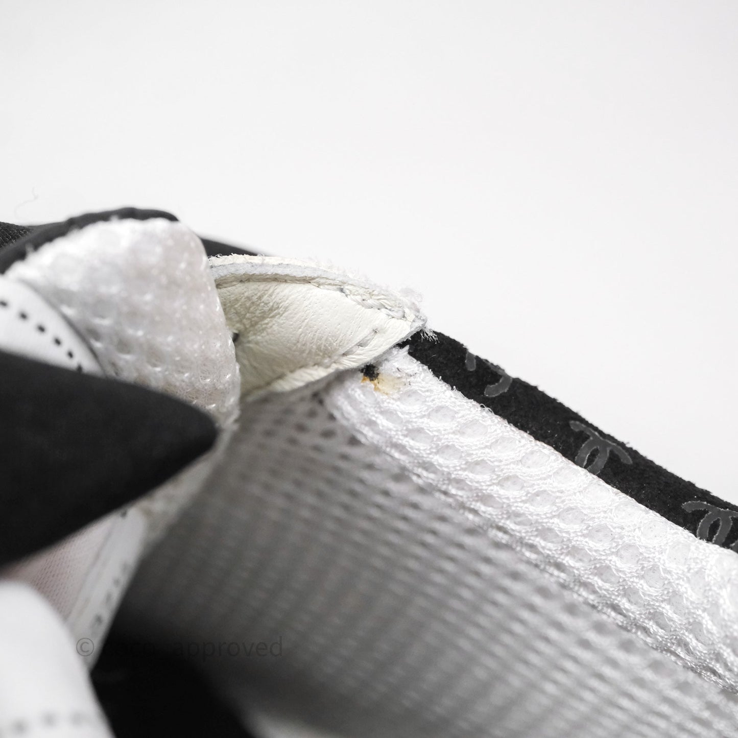 Chanel CC Sneakers Black/White Size 37.5