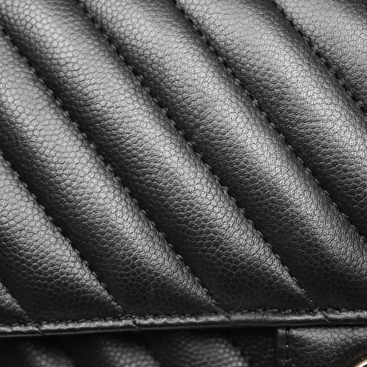 Chanel Classic M/L Medium Flap Chevron Black Caviar Gold Hardware