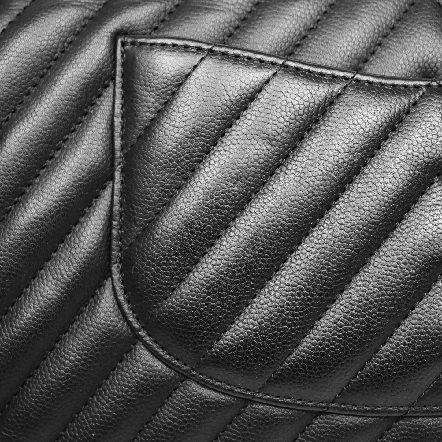 Chanel Classic M/L Medium Flap Chevron Black Caviar Gold Hardware