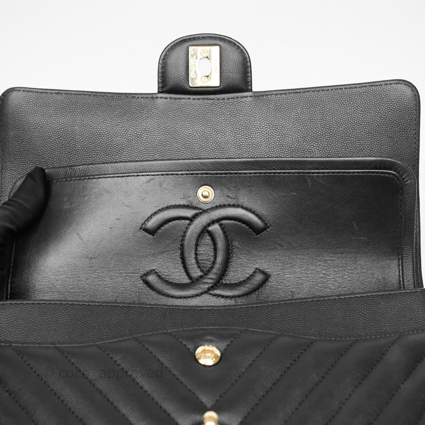 Chanel Classic M/L Medium Flap Chevron Black Caviar Gold Hardware