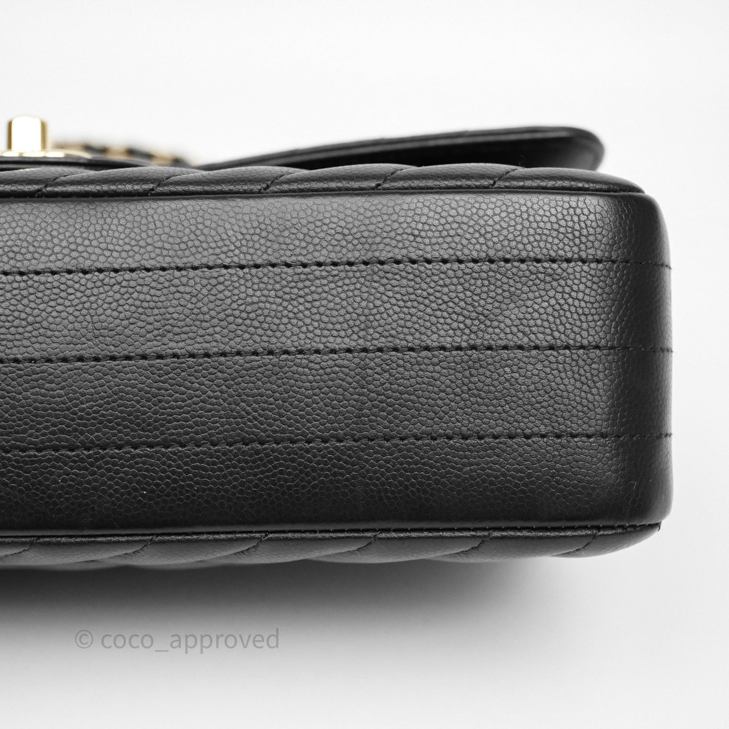 Chanel Classic M/L Medium Flap Chevron Black Caviar Gold Hardware