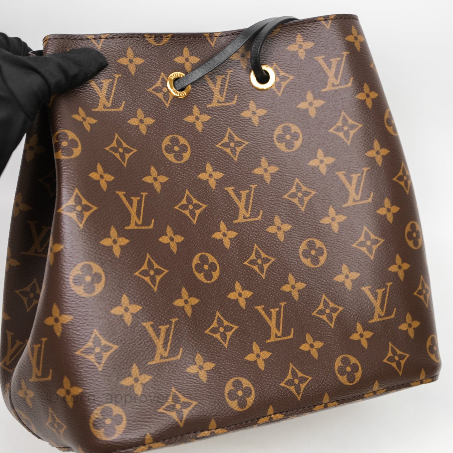 Louis Vuitton NéoNoé MM Black Monogram Canvas