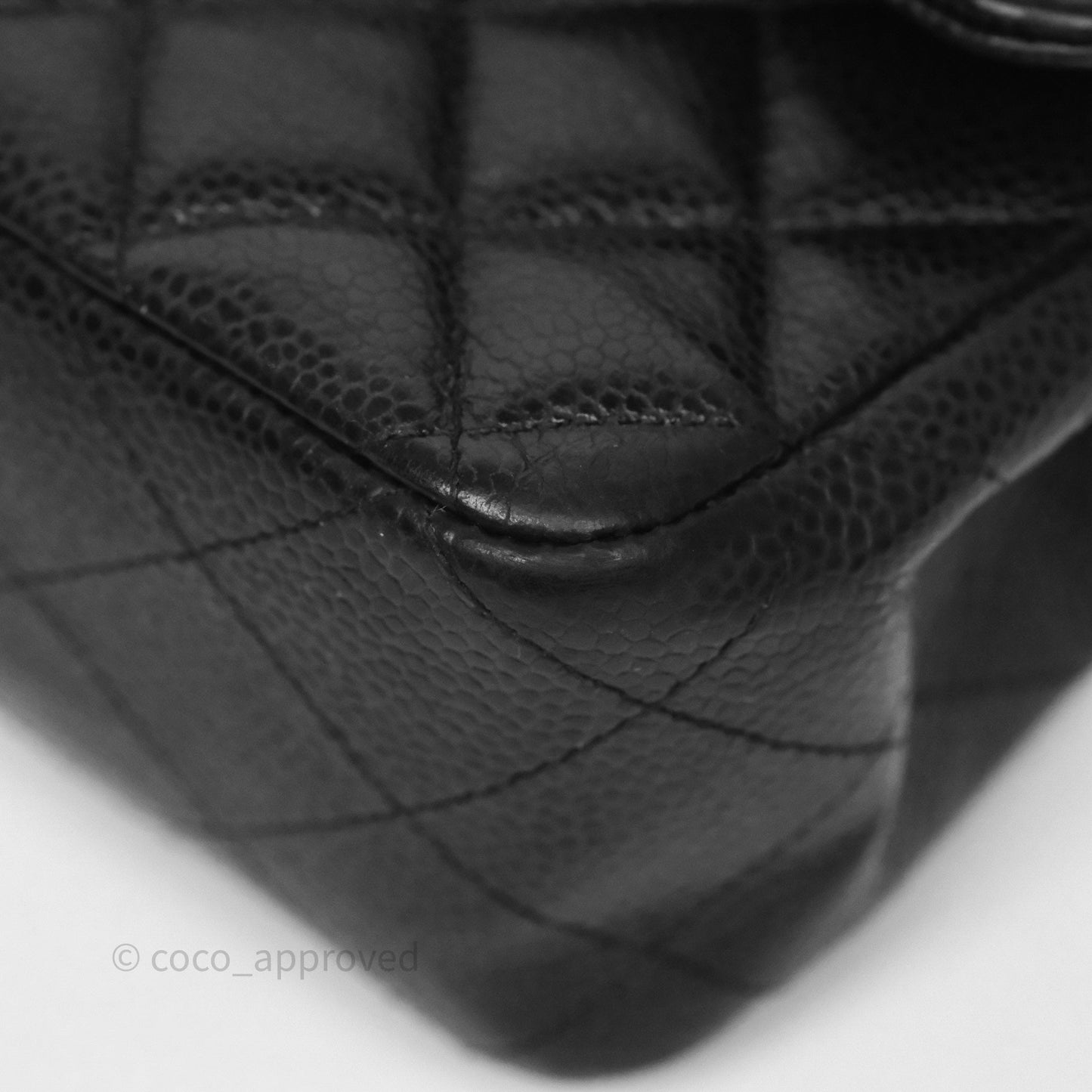 Chanel Classic M/L Medium Flap Quilted Black Caviar Gold Hardware