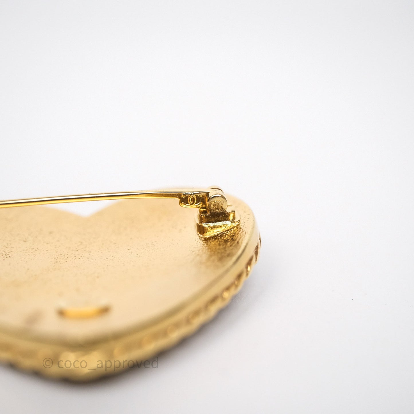 Chanel Denim Heart CC Brooch Gold Tone 24P