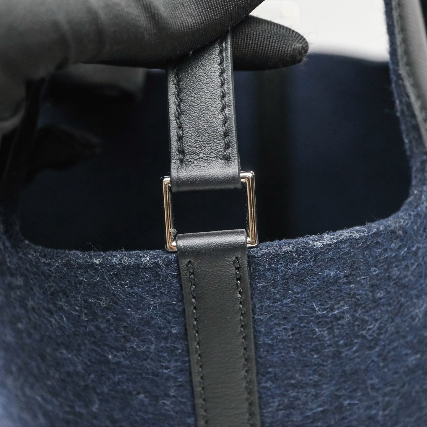 Hermès Picotin 18 Bleu Nuit 2Z / Swift Noir 89 Wool Feutre Swift Palladium Hardware