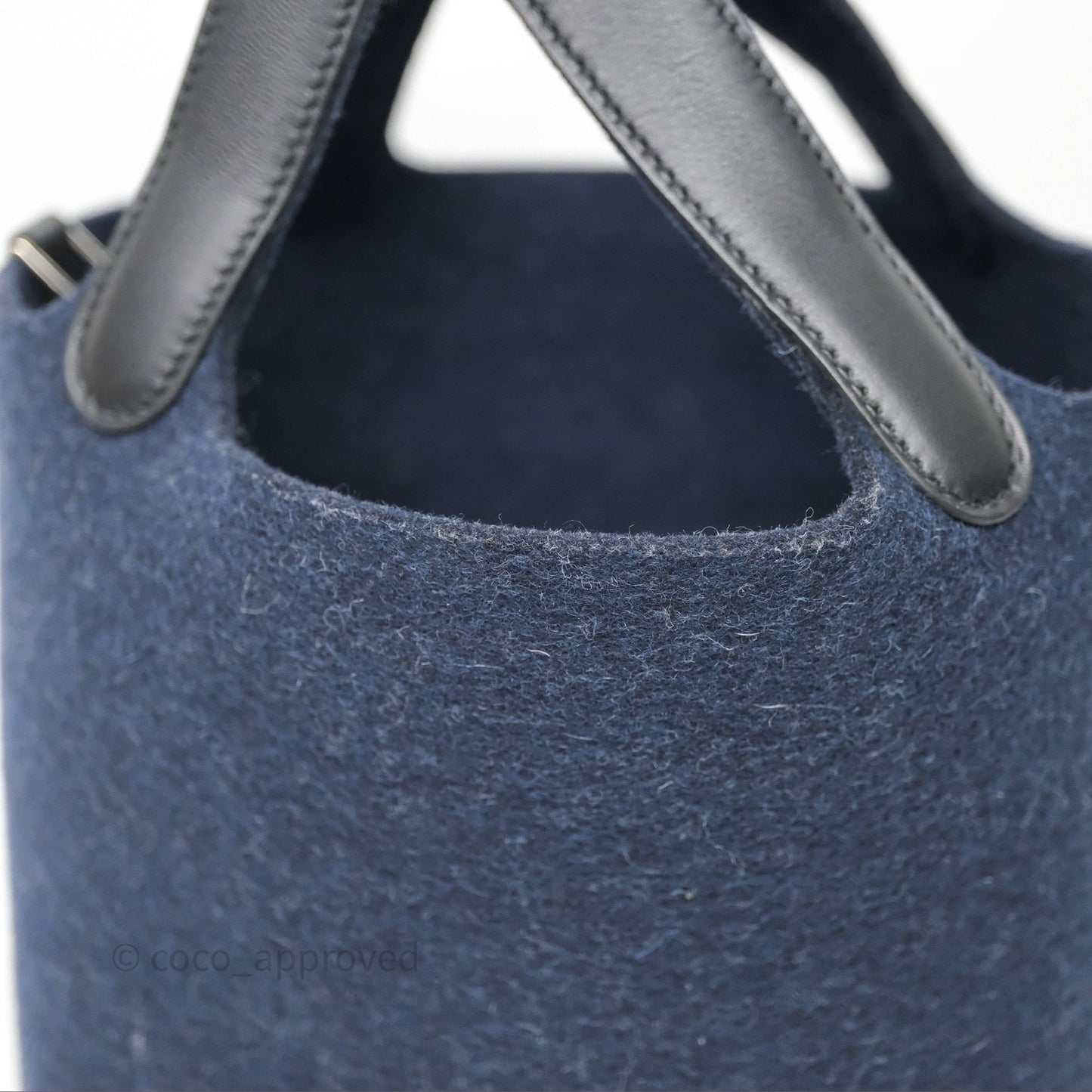 Hermès Picotin 18 Bleu Nuit 2Z / Swift Noir 89 Wool Feutre Swift Palladium Hardware
