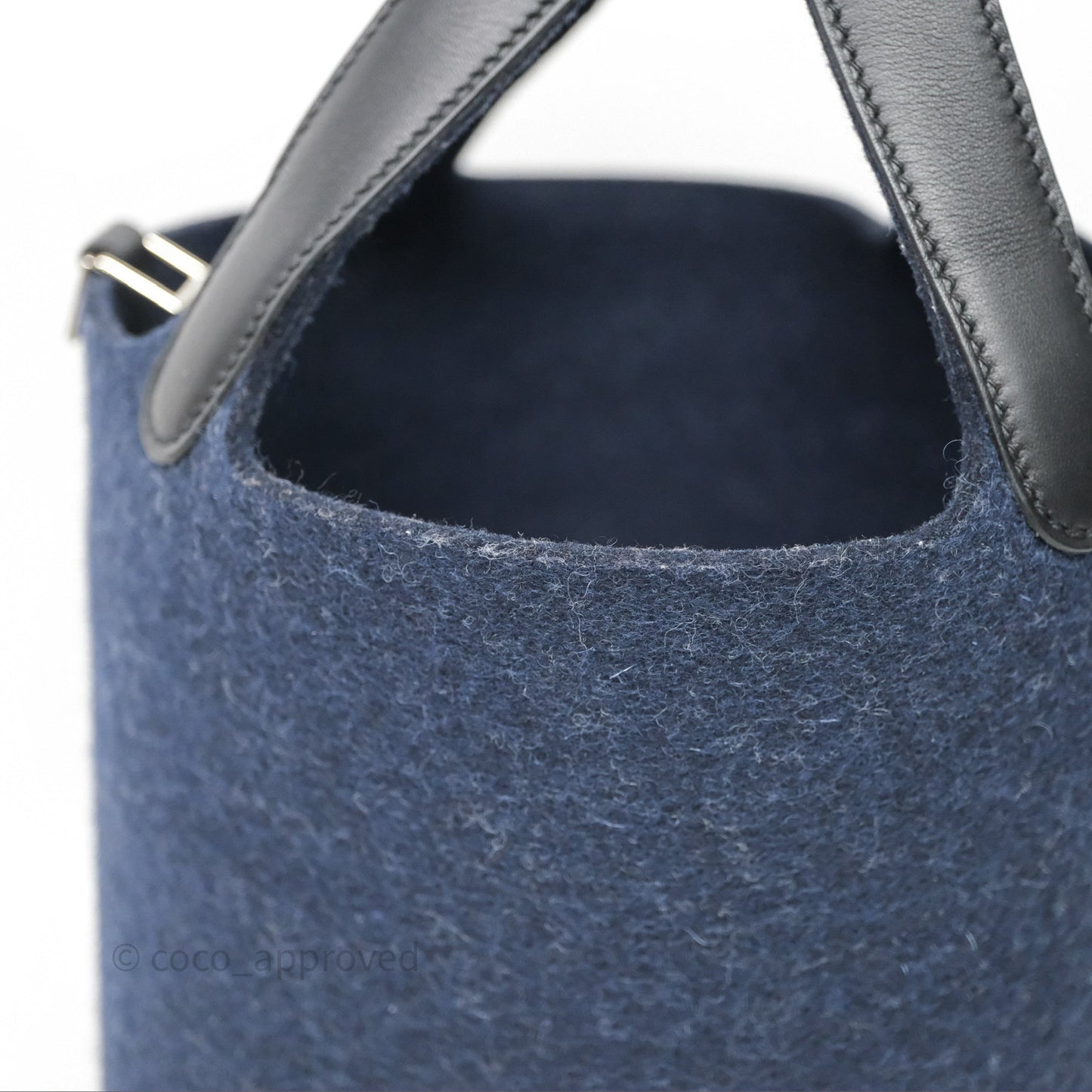 Hermès Picotin 18 Bleu Nuit 2Z / Swift Noir 89 Wool Feutre Swift Palladium Hardware