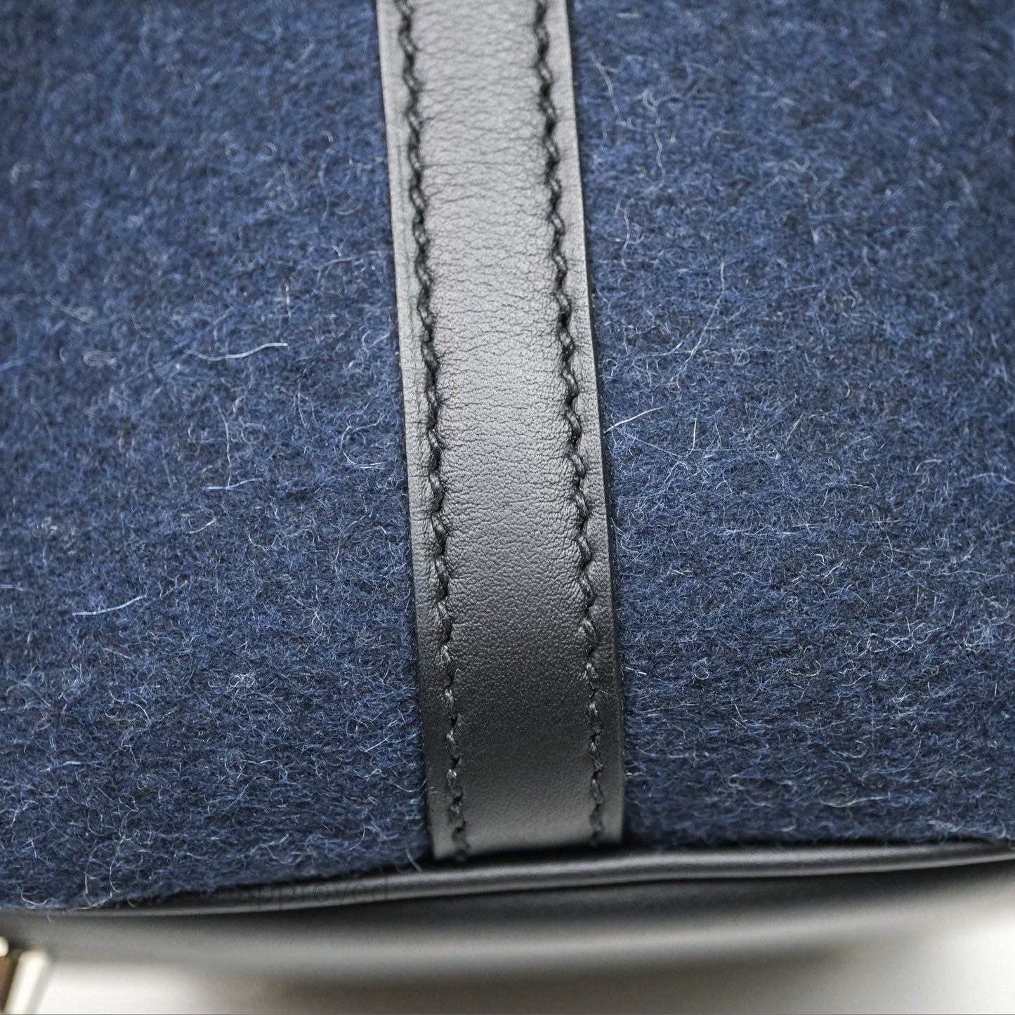Hermès Picotin 18 Bleu Nuit 2Z / Swift Noir 89 Wool Feutre Swift Palladium Hardware