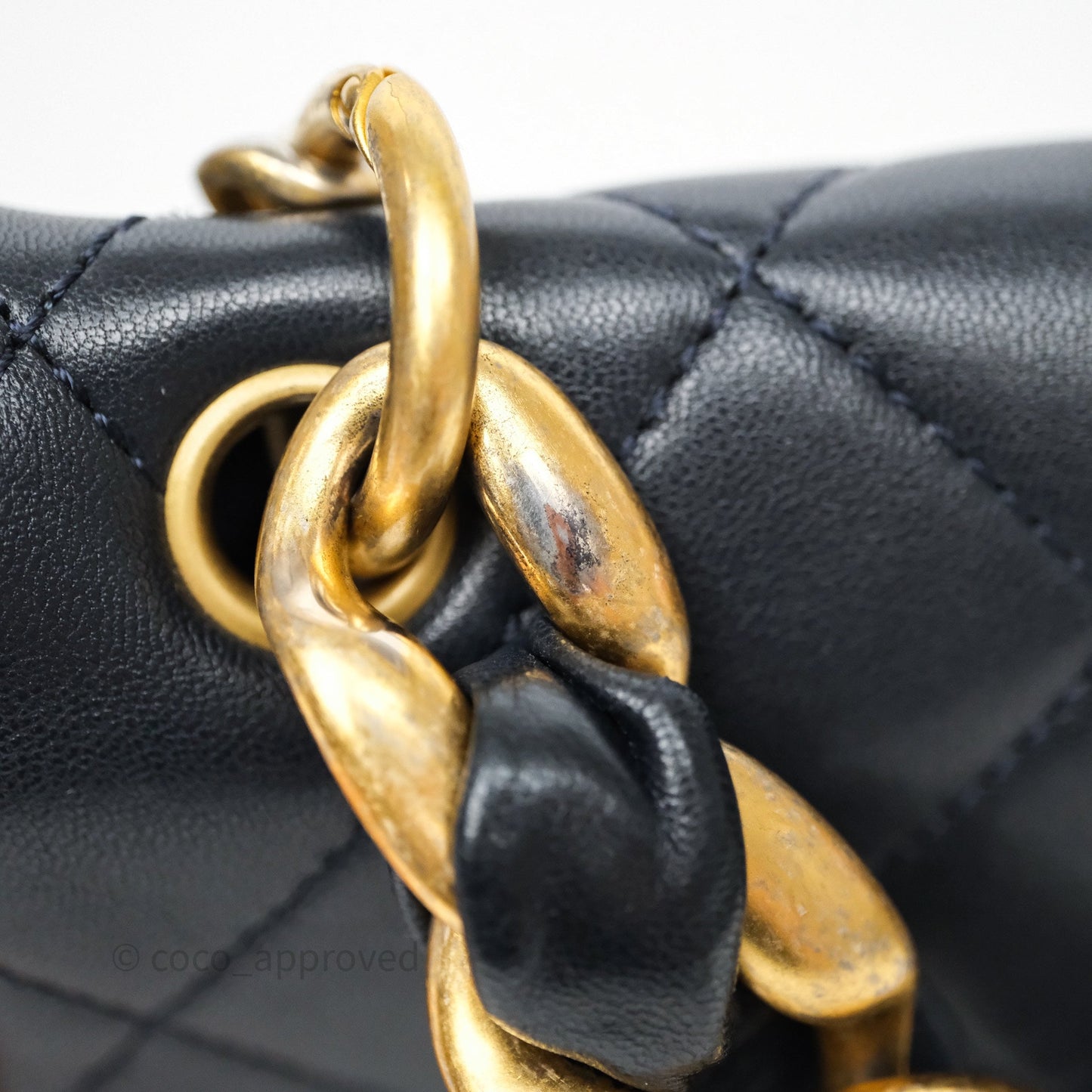 Chanel Quilted Entwined Chain Bag Navy Lambskin Aged Gold Hardware 21P
