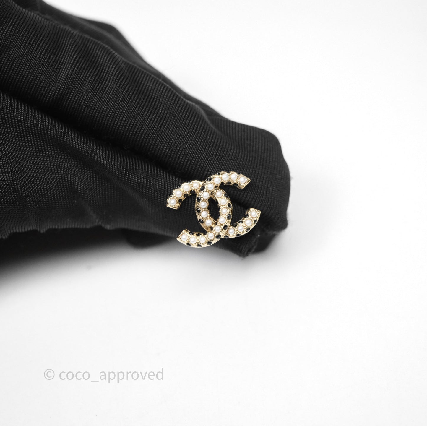 Chanel CC Crystals Pearl Earrings Gold Tone 21A