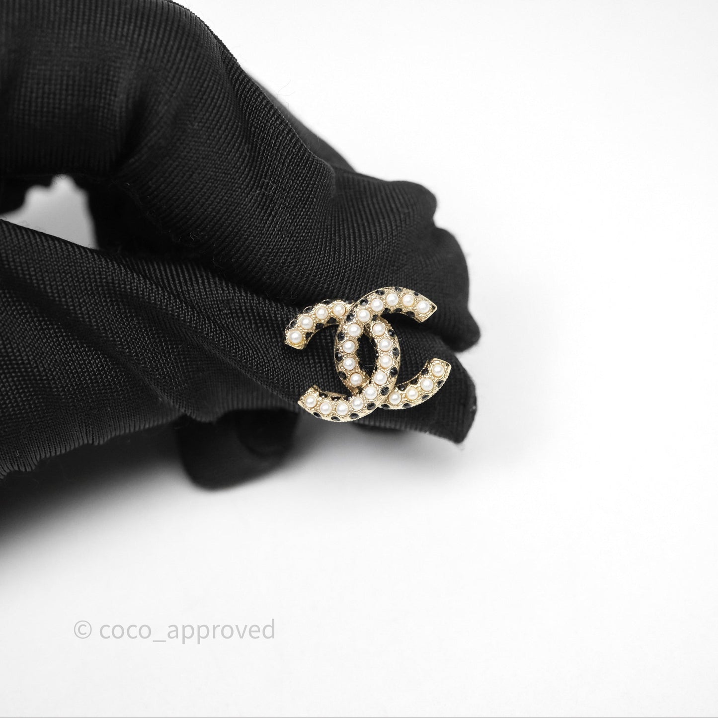 Chanel CC Crystals Pearl Earrings Gold Tone 21A
