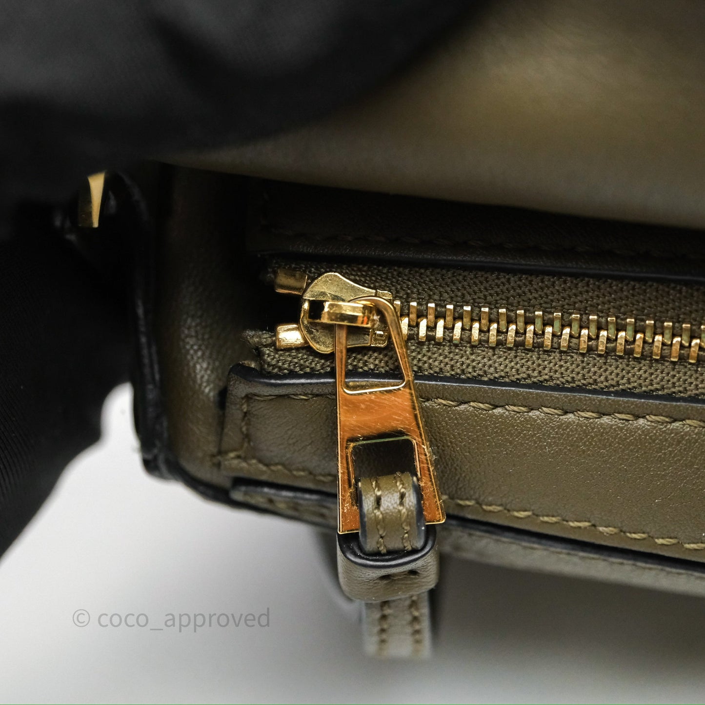 Loewe Mini Puzzle Bag Green Calfskin Gold Hardware