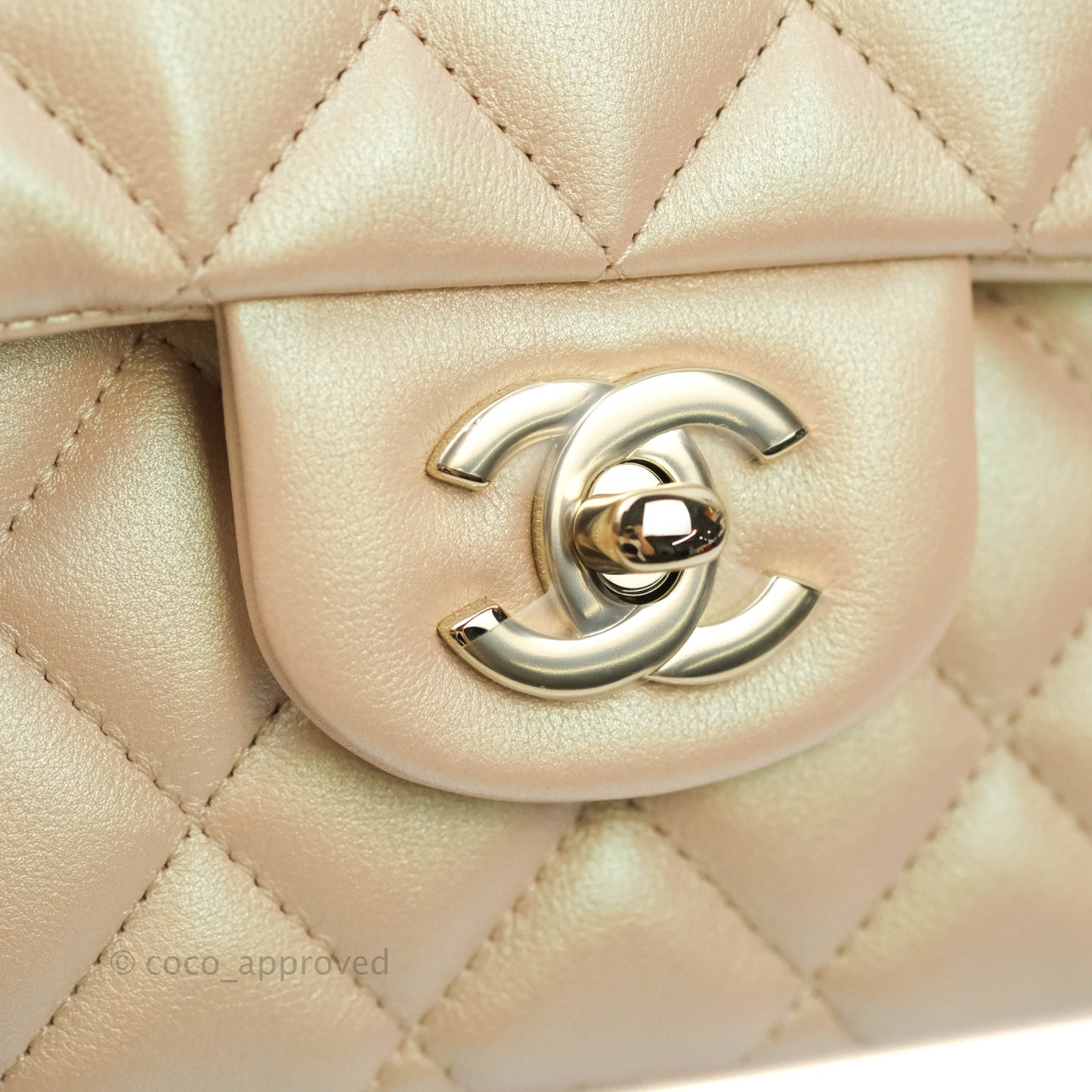 Chanel Classic M/L Medium Double Flap Iridescent Beige Calfskin Gold Hardware 21S
