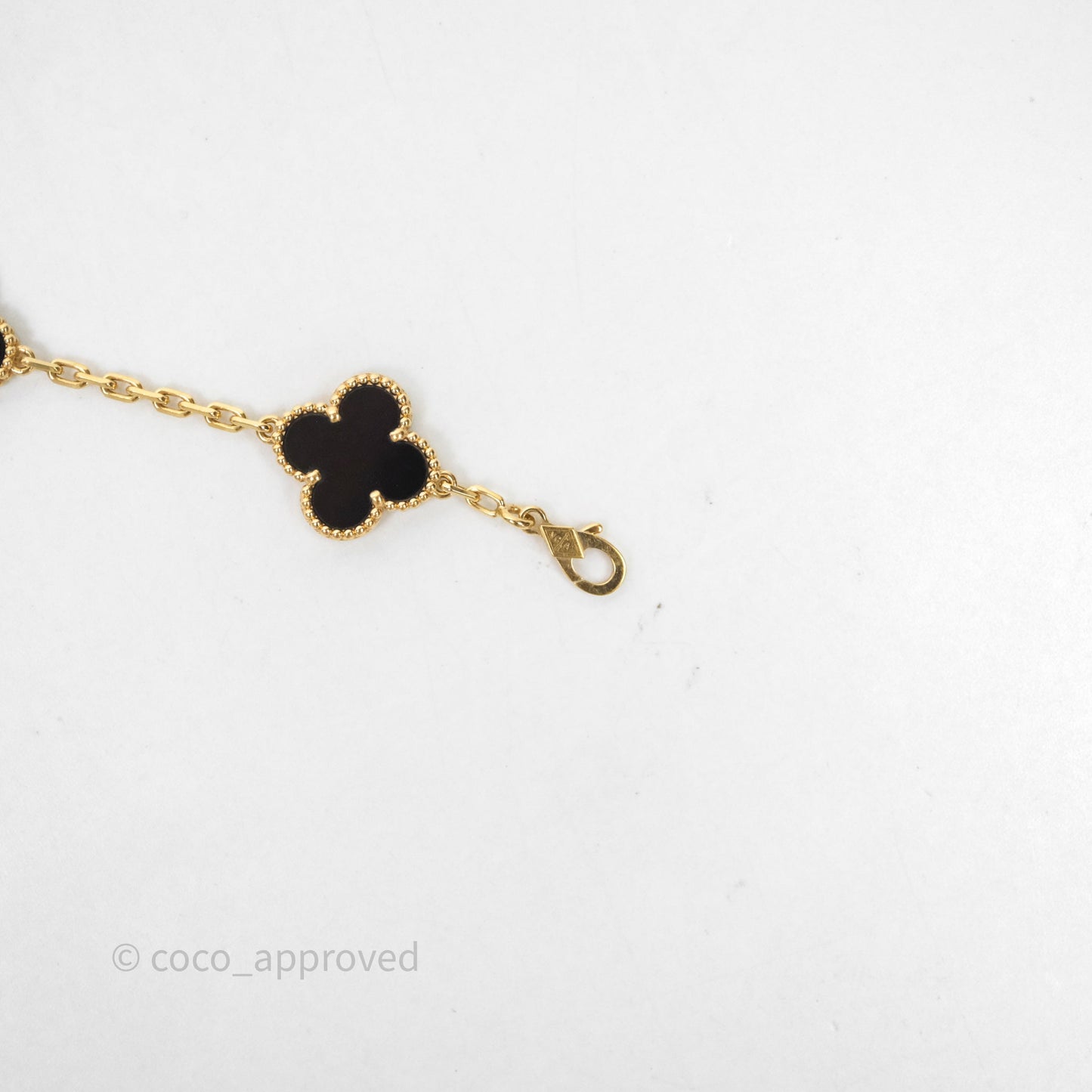 Van Cleef & Aprels 18k Gold and Black Onyx Vintage Alhambra 5 Motif Bracelet Yellow Gold