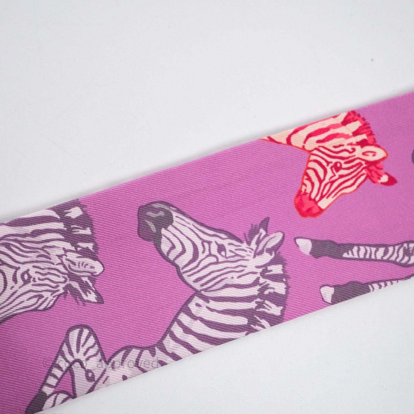 Hermès Les Zebres Silk Twilly