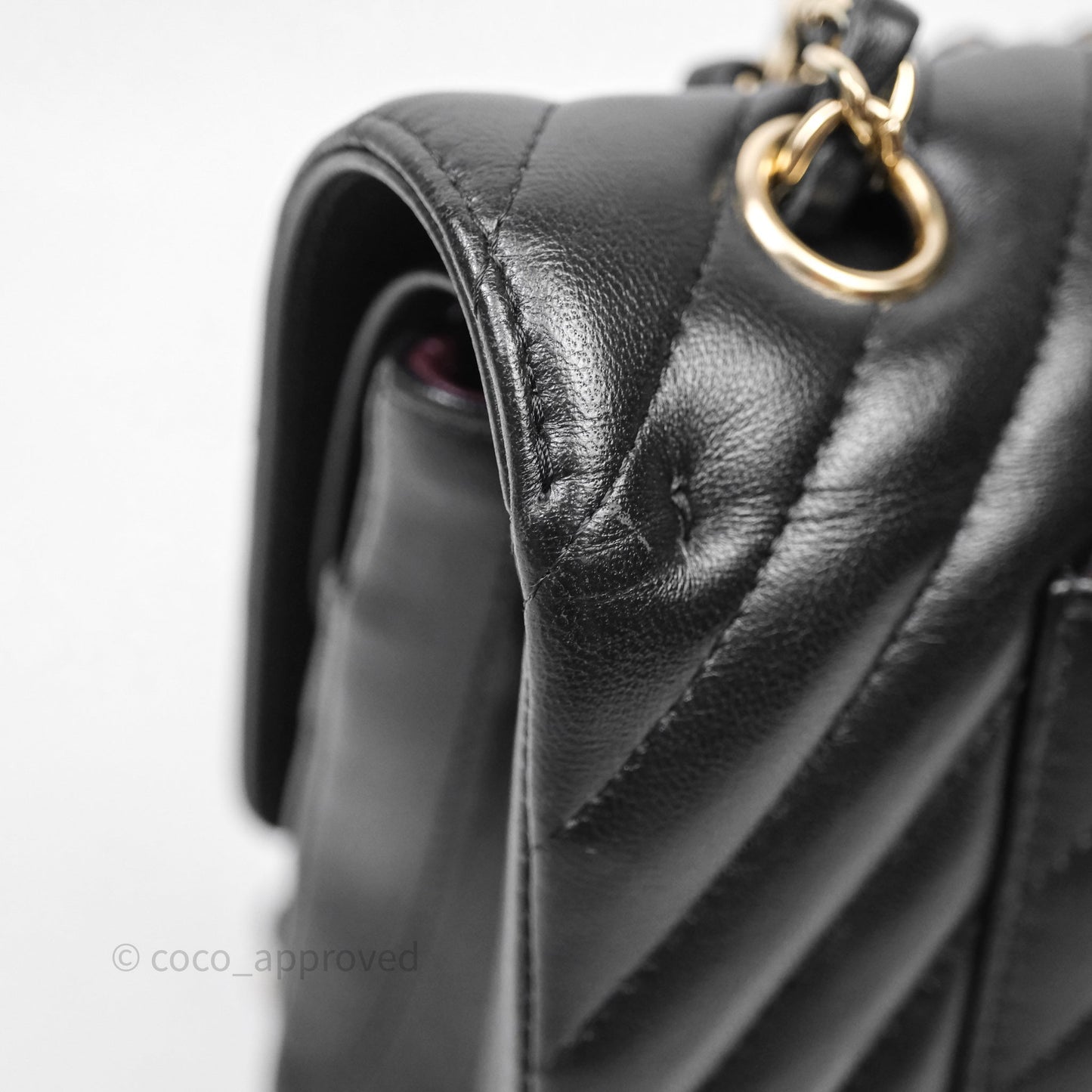 Chanel Classic M/L Medium Flap Chevron Black Lambskin Gold Hardware