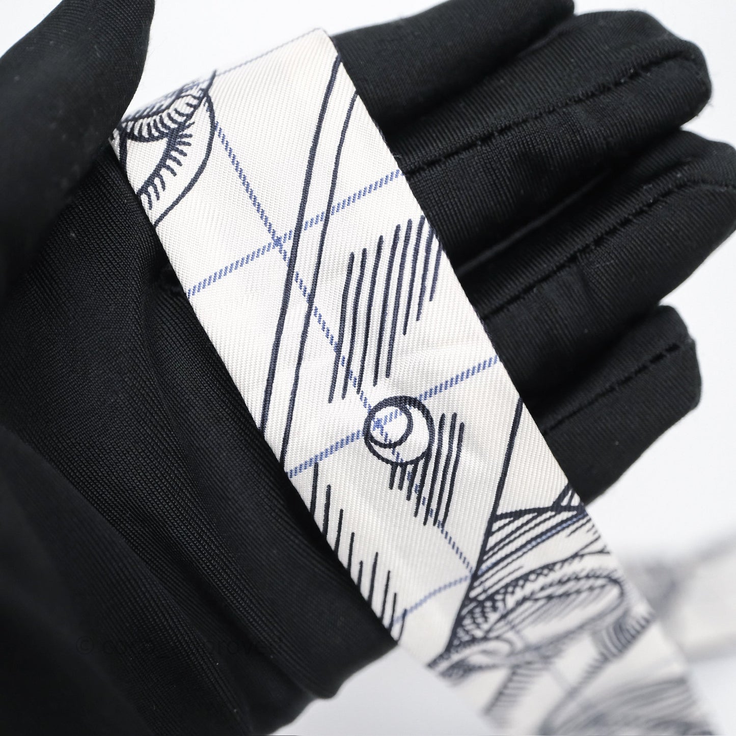 Hermès Della Cavalleria Finesse Twillon Silk Scarf