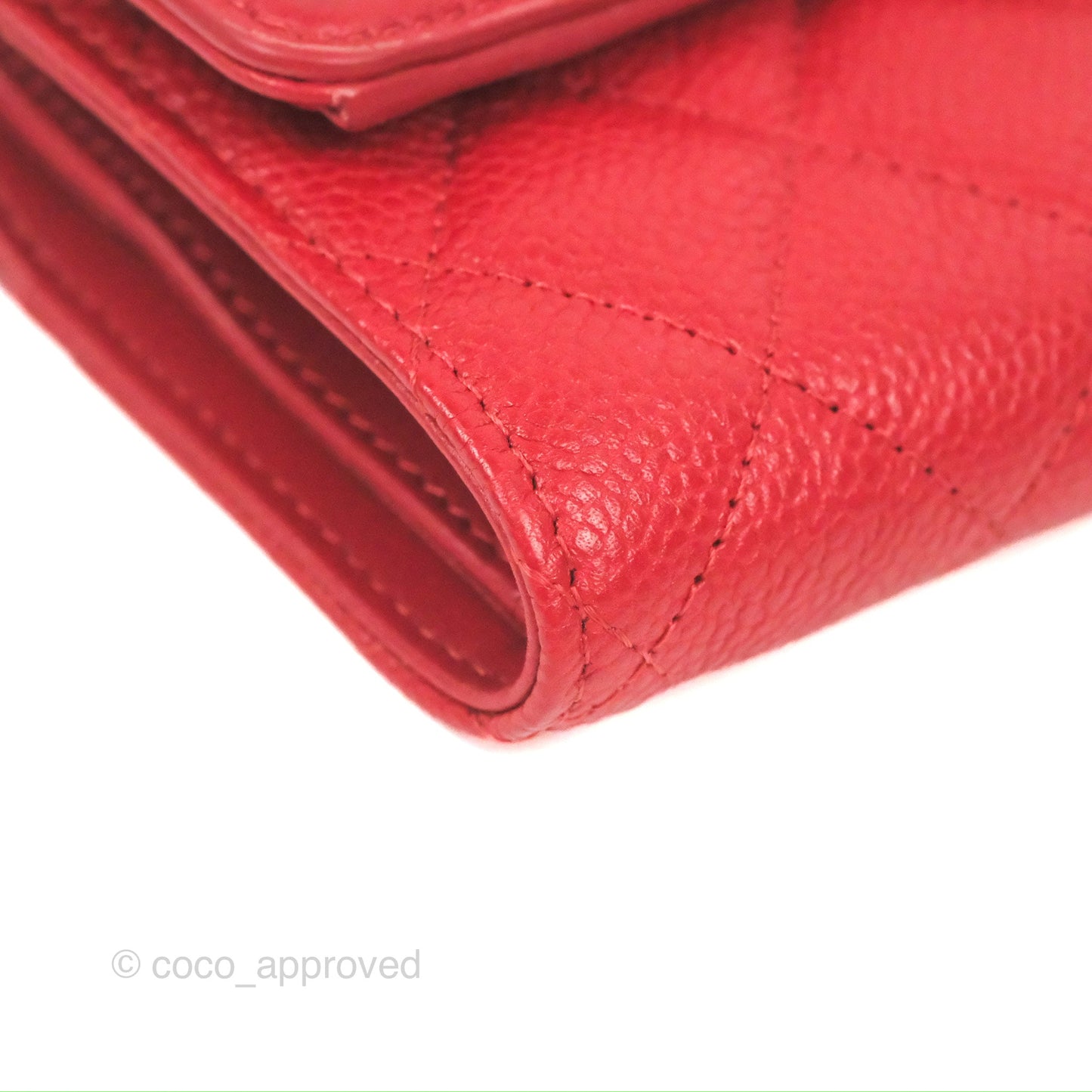 Chanel CC Filigree Short Flap Wallet Red Caviar Gold Hardware