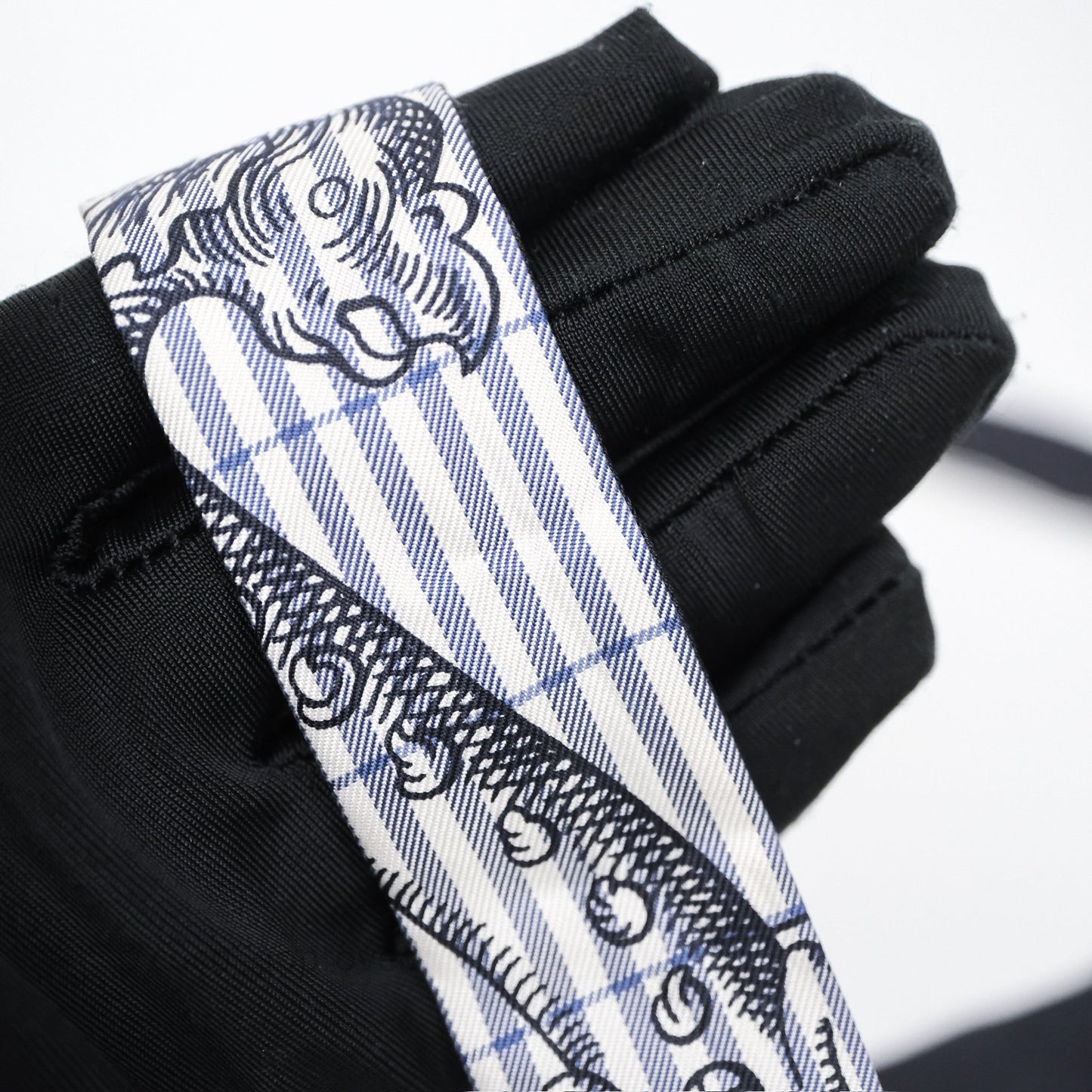 Hermès Della Cavalleria Finesse Twillon Silk Scarf