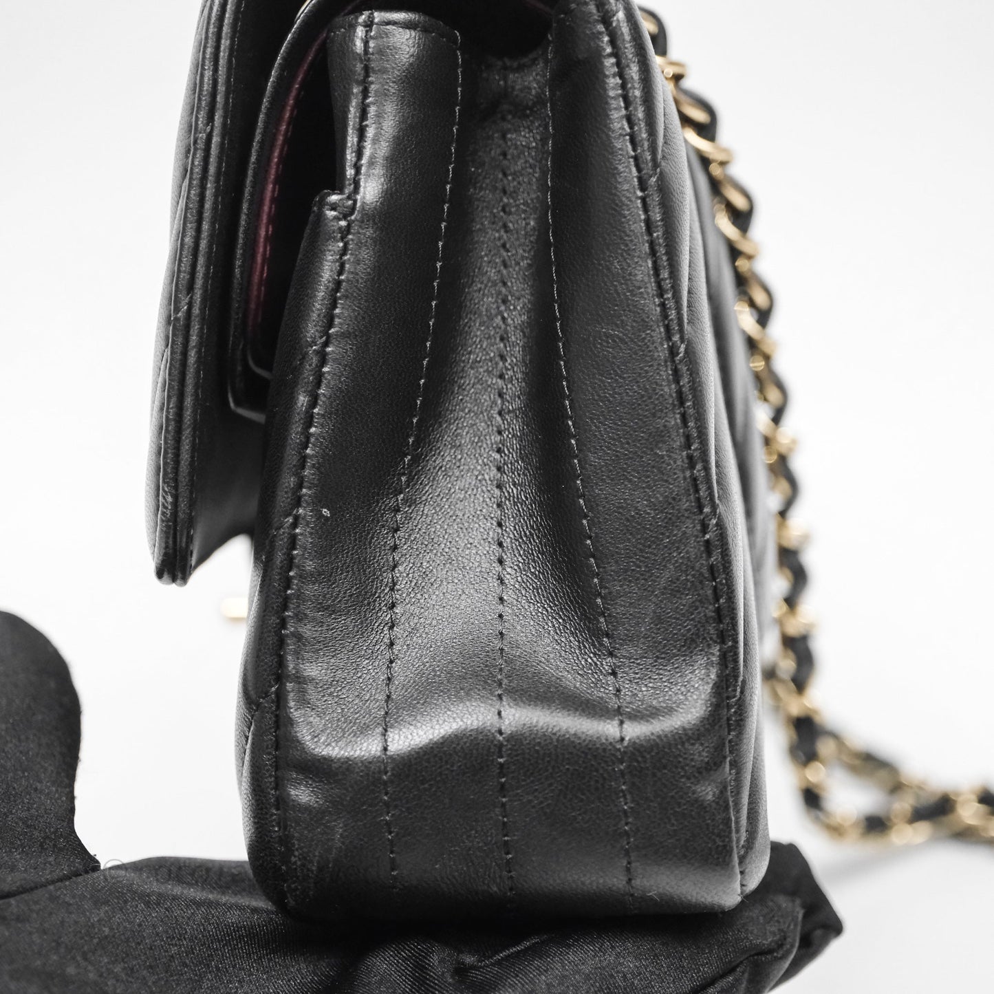 Chanel Classic M/L Medium Flap Chevron Black Lambskin Gold Hardware