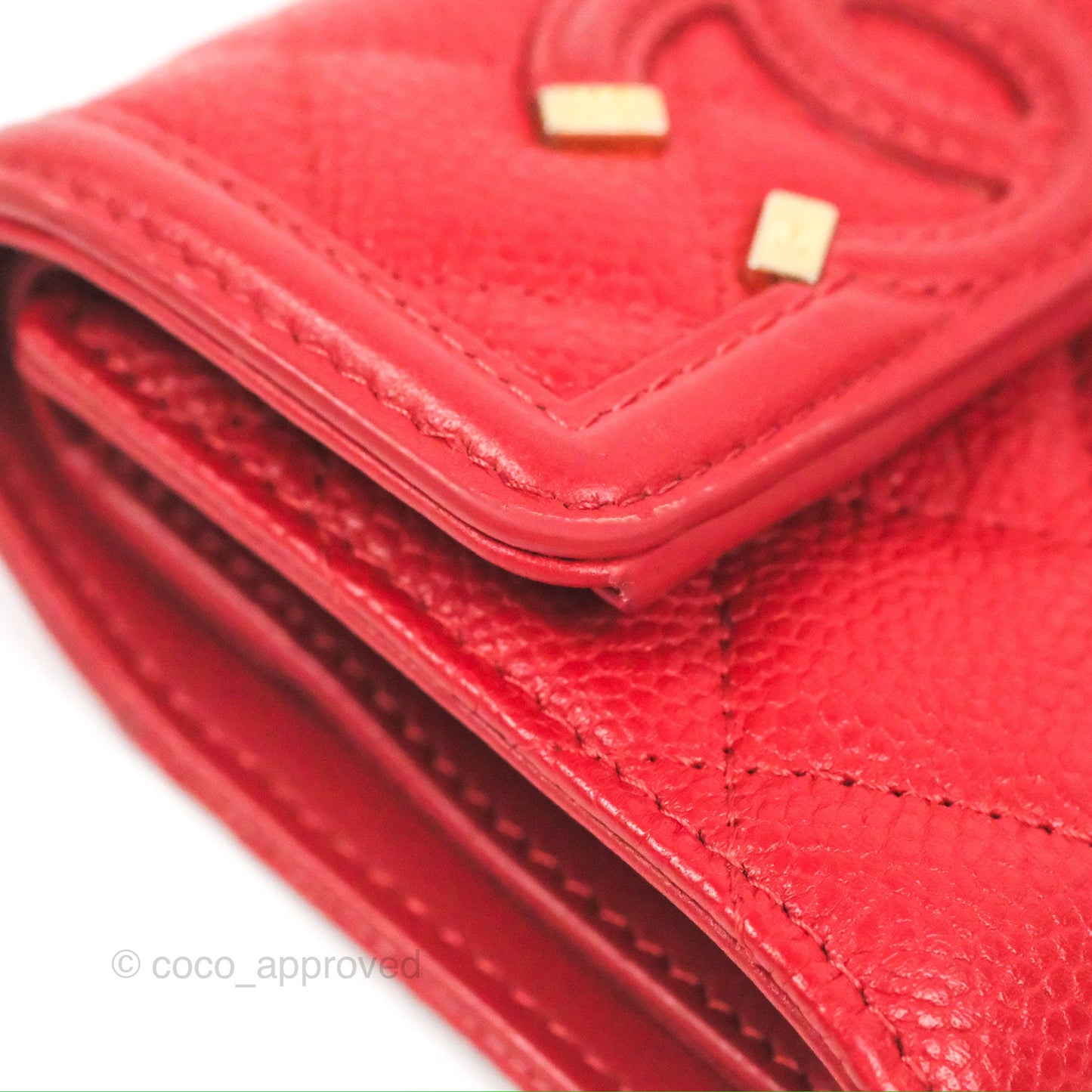 Chanel CC Filigree Short Flap Wallet Red Caviar Gold Hardware