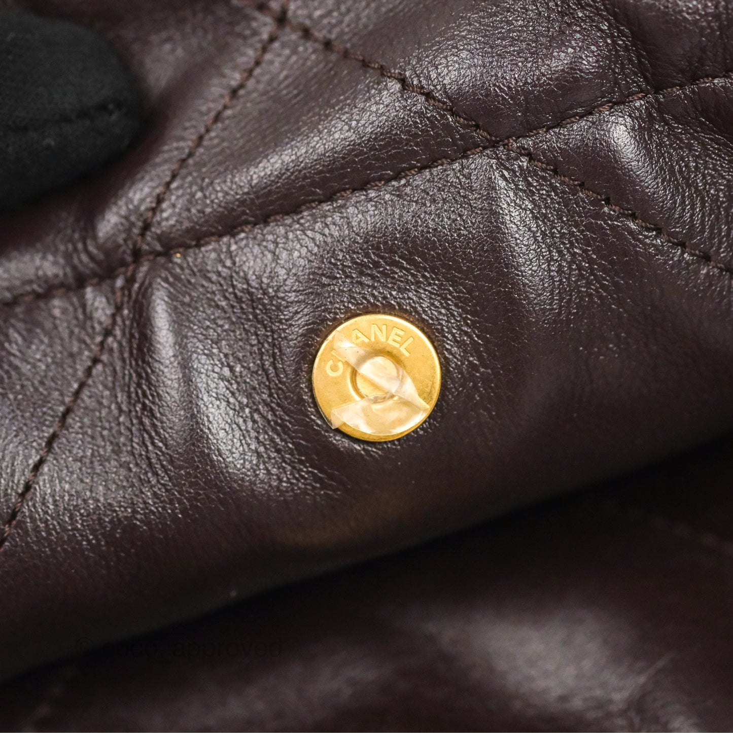 Chanel 22 Small Dark Brown Shiny Calfskin Aged Gold Hardware