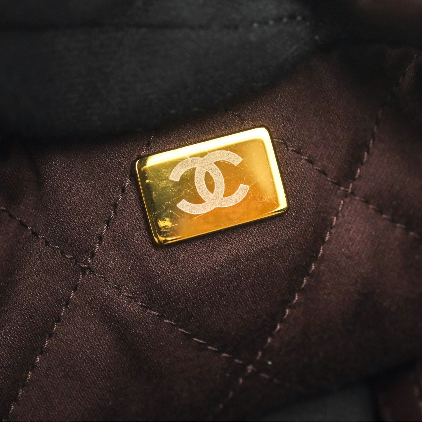 Chanel 22 Small Dark Brown Shiny Calfskin Aged Gold Hardware