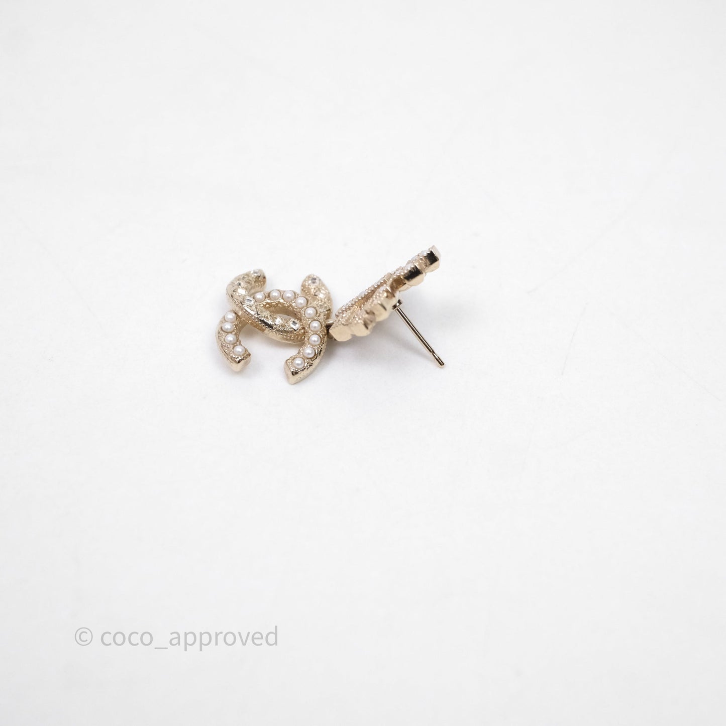 Chanel Crystal Pearl Crown CC Drop Earrings Gold Tone 21A