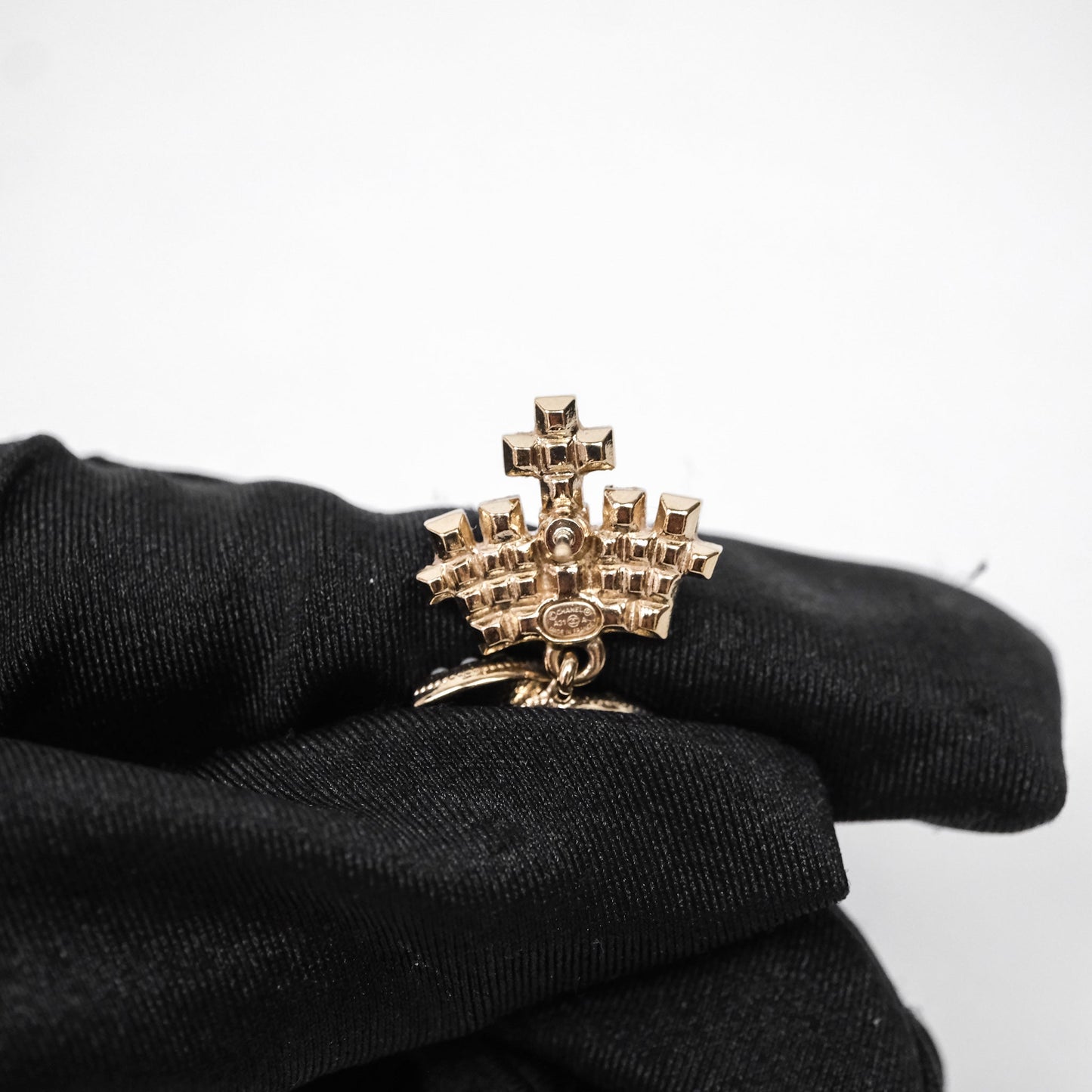 Chanel Crystal Pearl Crown CC Drop Earrings Gold Tone 21A