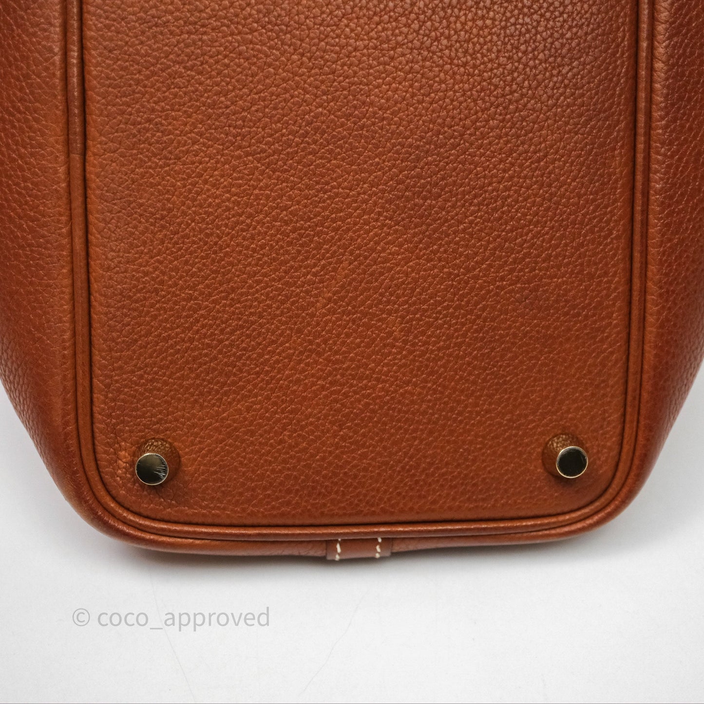 Hermès Picotin Lock 18 Fauve Barenia Gold Hardware