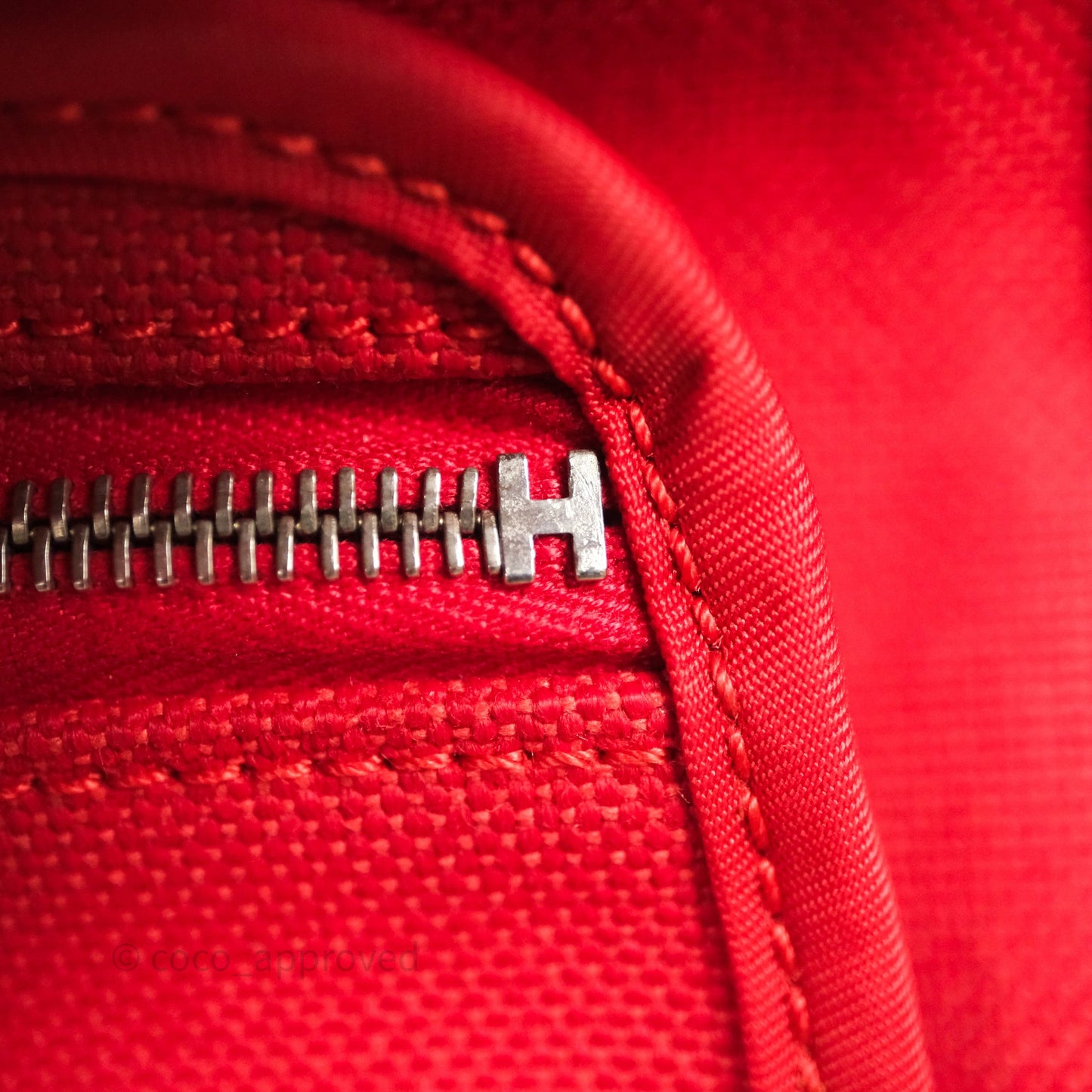 Hermès Herbag Zip 39 Red/Natural Canvas Palladium Hardware