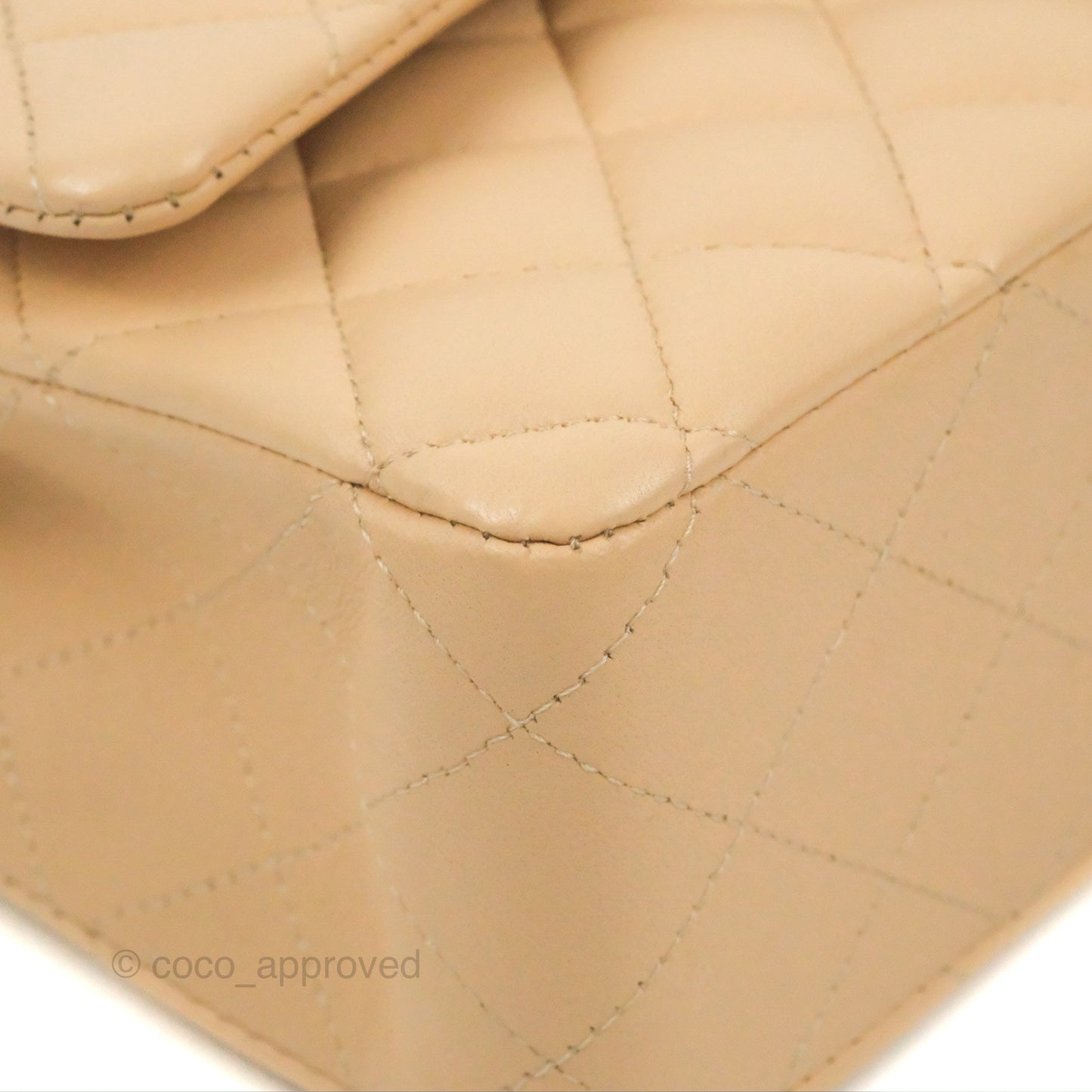 Chanel Classic M/L Medium Flap Quilted Beige Lambskin Gold Hardware