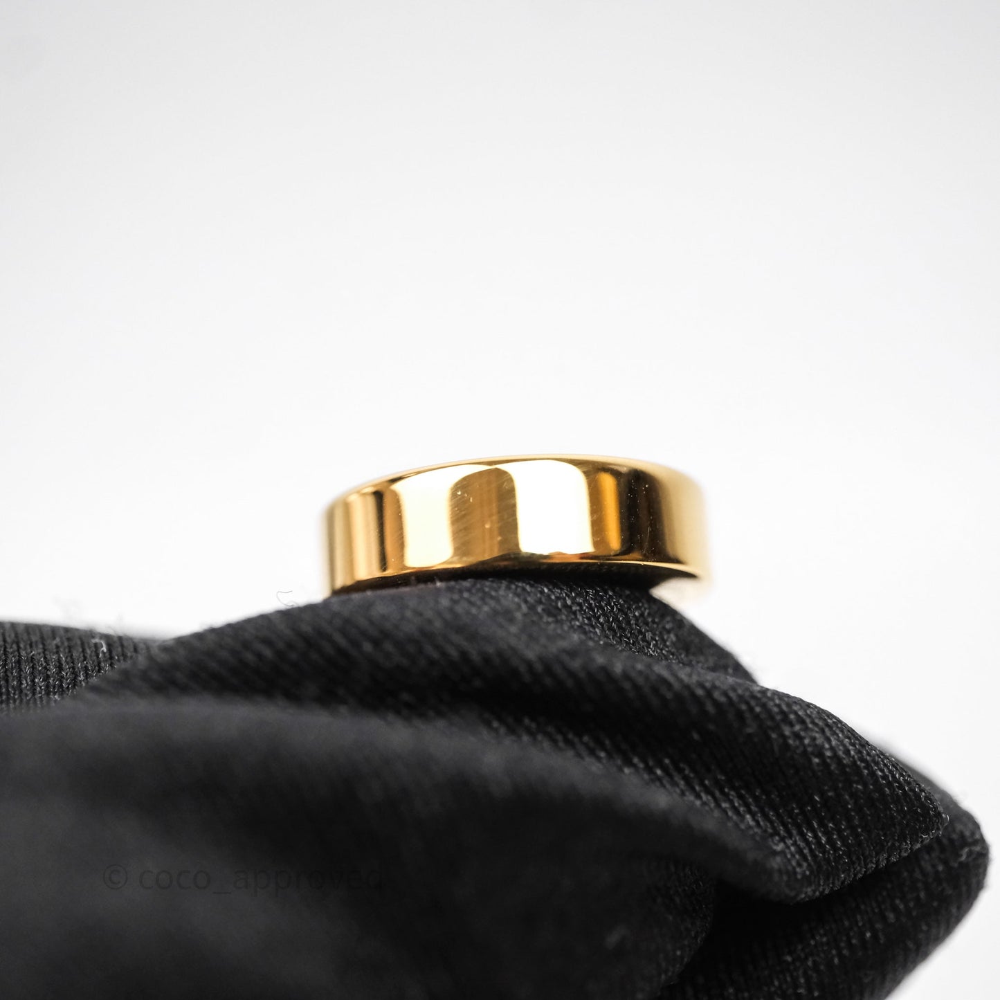 Chanel CC Round Earrings Gold Tone 21S