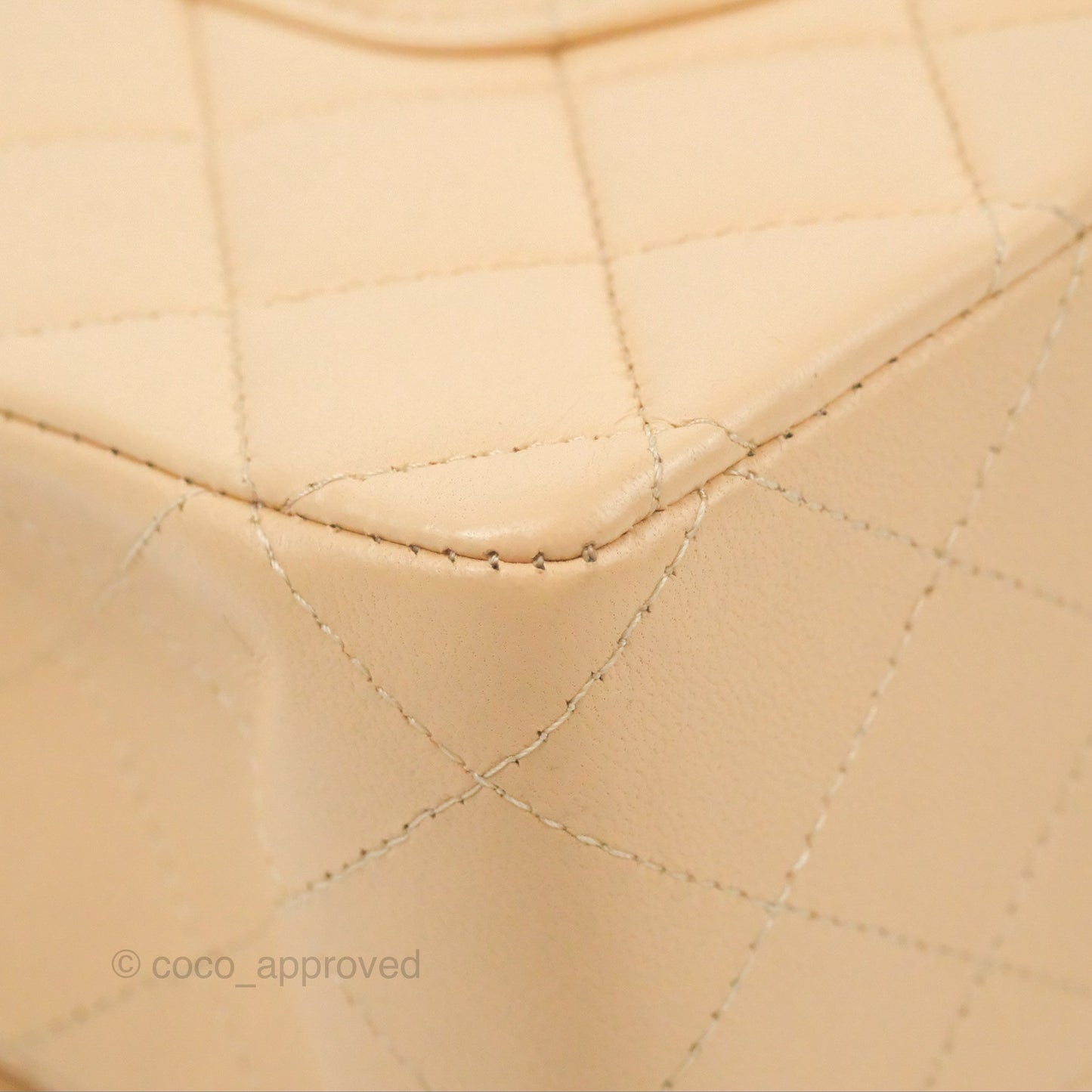 Chanel Classic M/L Medium Flap Quilted Beige Lambskin Gold Hardware