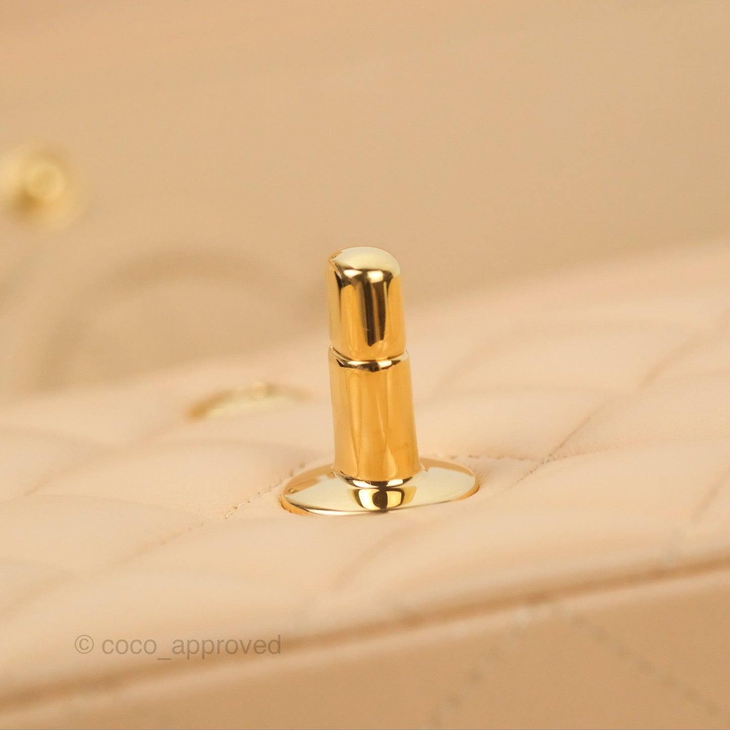 Chanel Classic M/L Medium Flap Quilted Beige Lambskin Gold Hardware