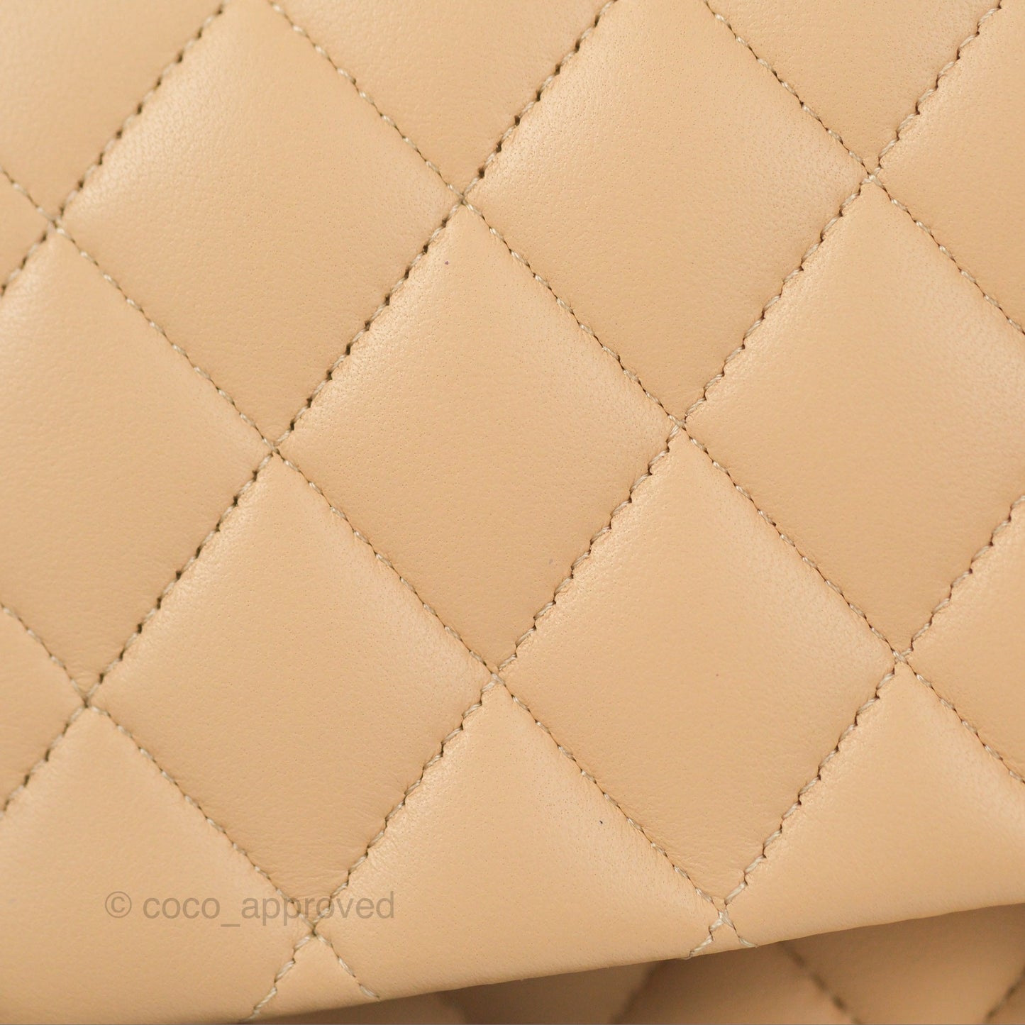 Chanel Classic M/L Medium Flap Quilted Beige Lambskin Gold Hardware
