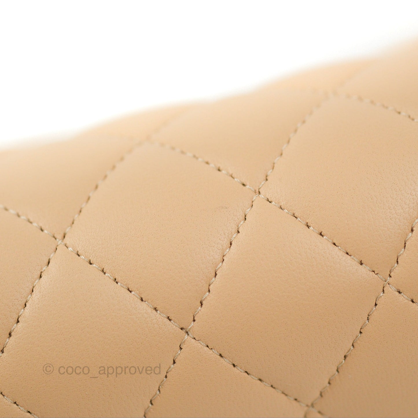 Chanel Classic M/L Medium Flap Quilted Beige Lambskin Gold Hardware
